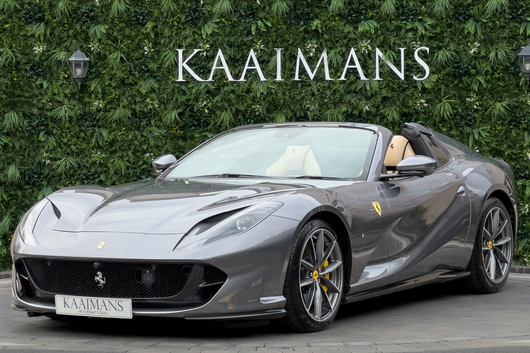 Ferrari 812 GTS view 3