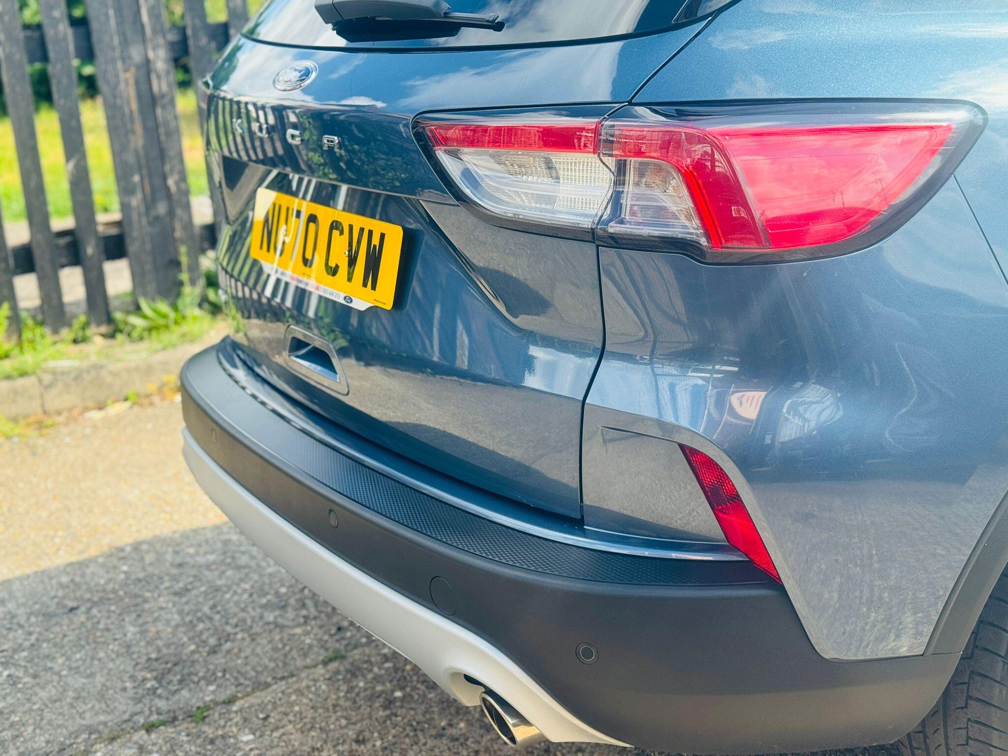 Ford Kuga view 42