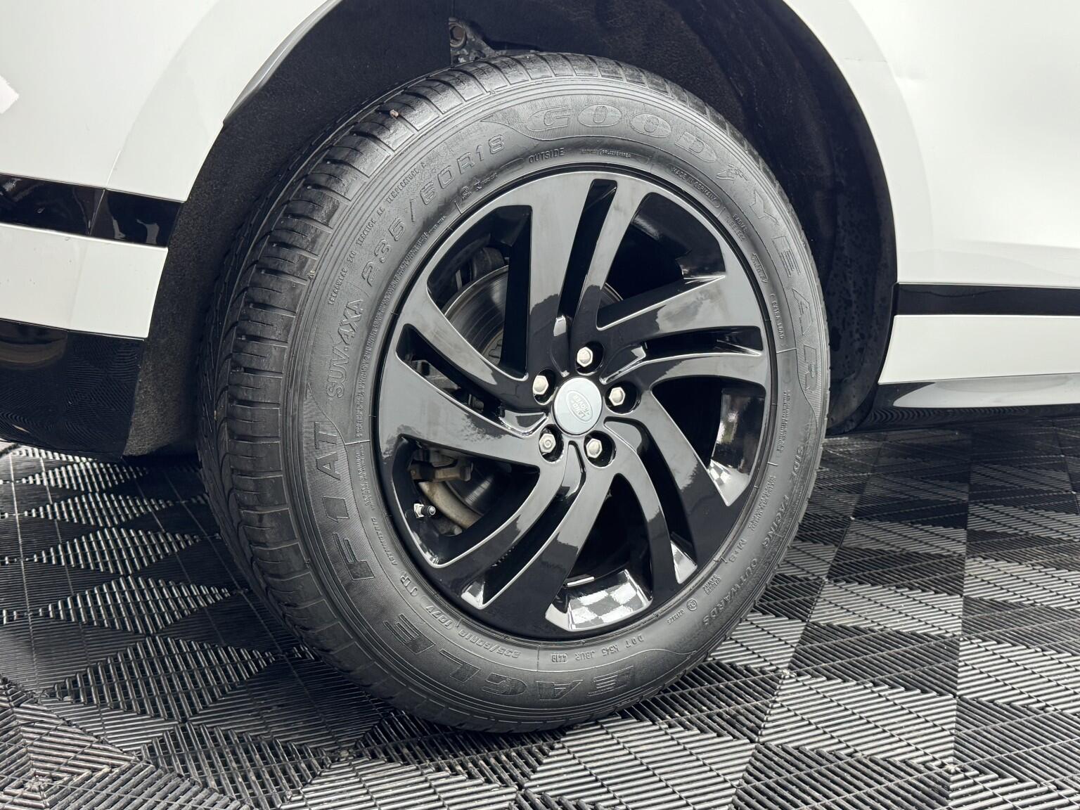 Land Rover Range Rover Evoque view 18