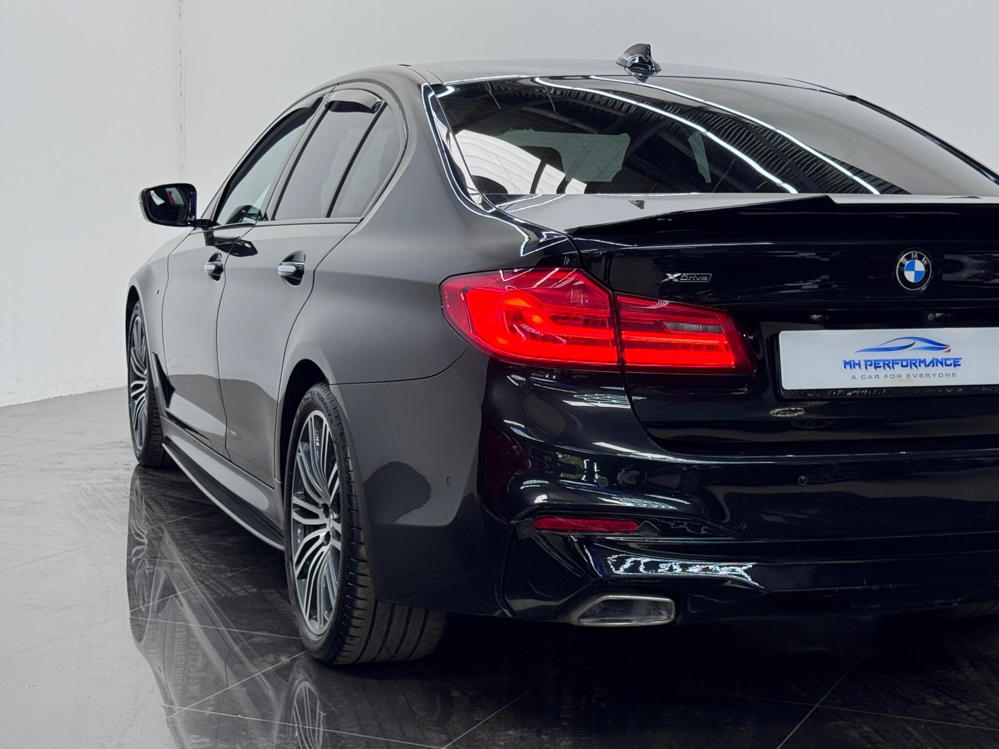 BMW 5 Series view 44