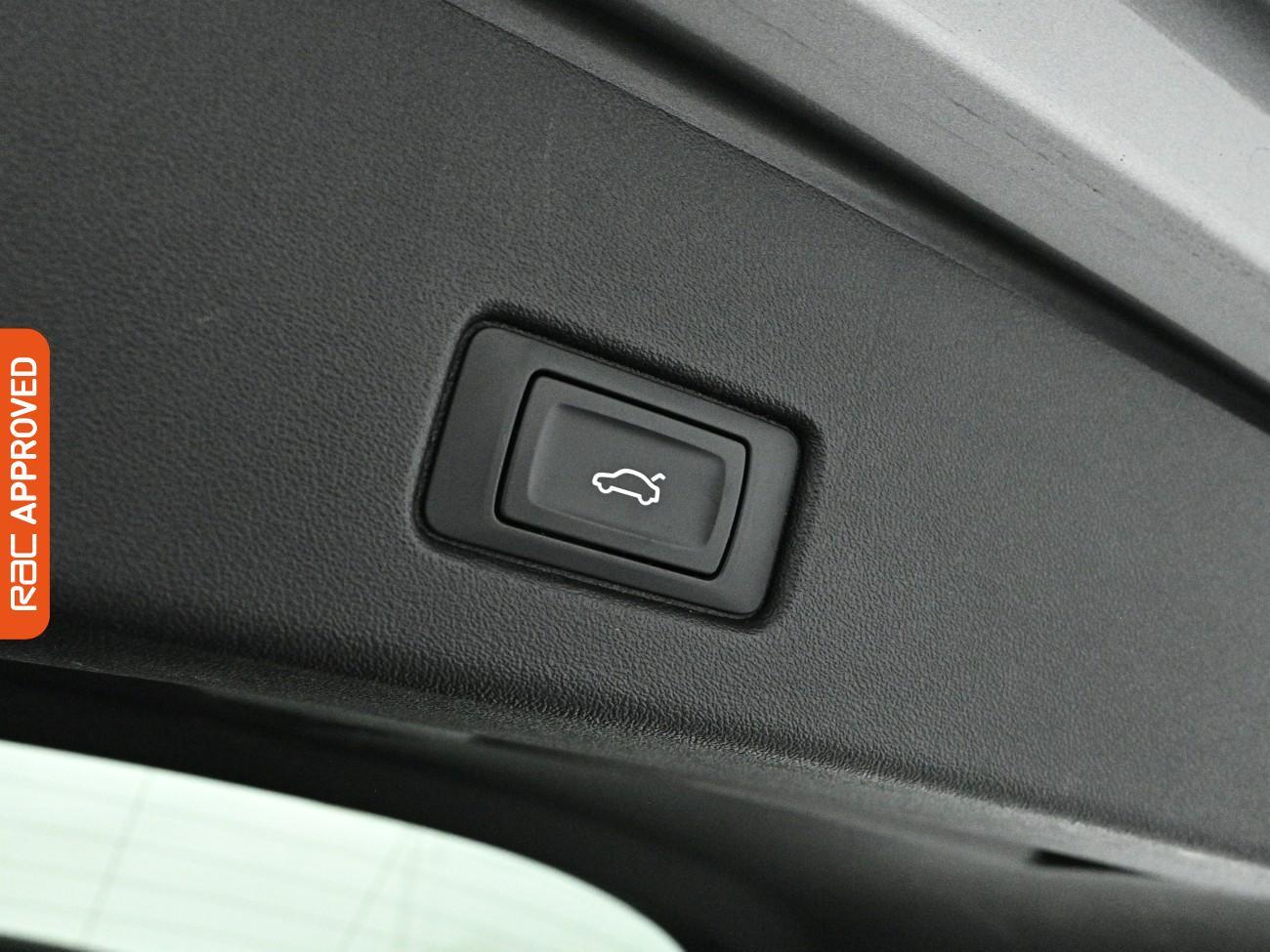 Audi Q4 E-Tron view 15