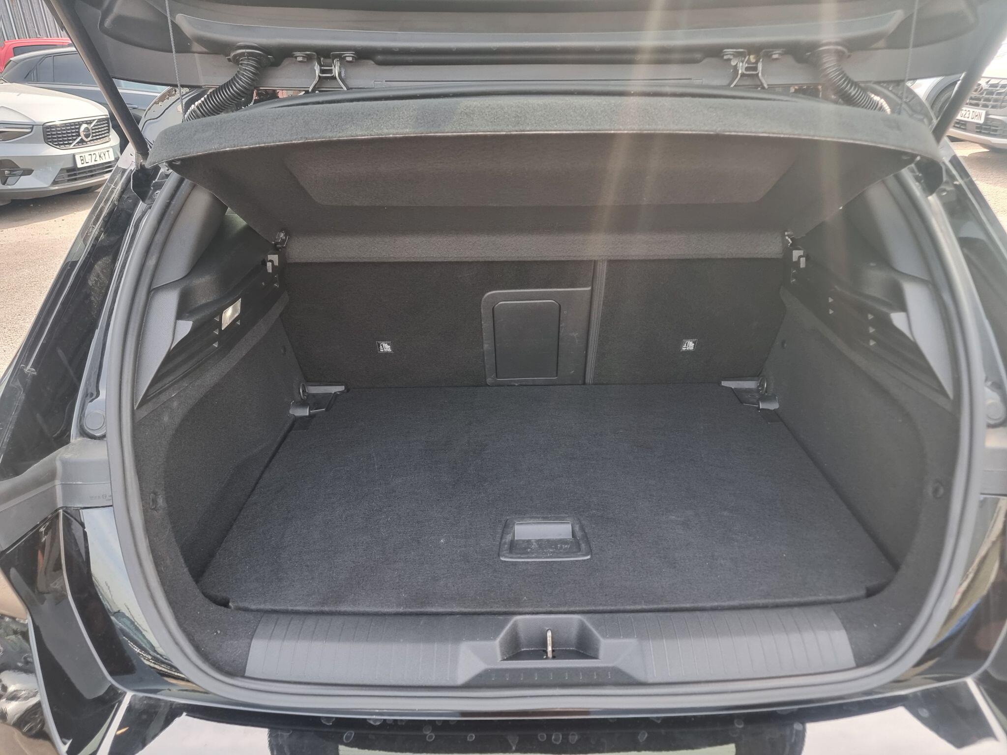 Vauxhall Astra view 15