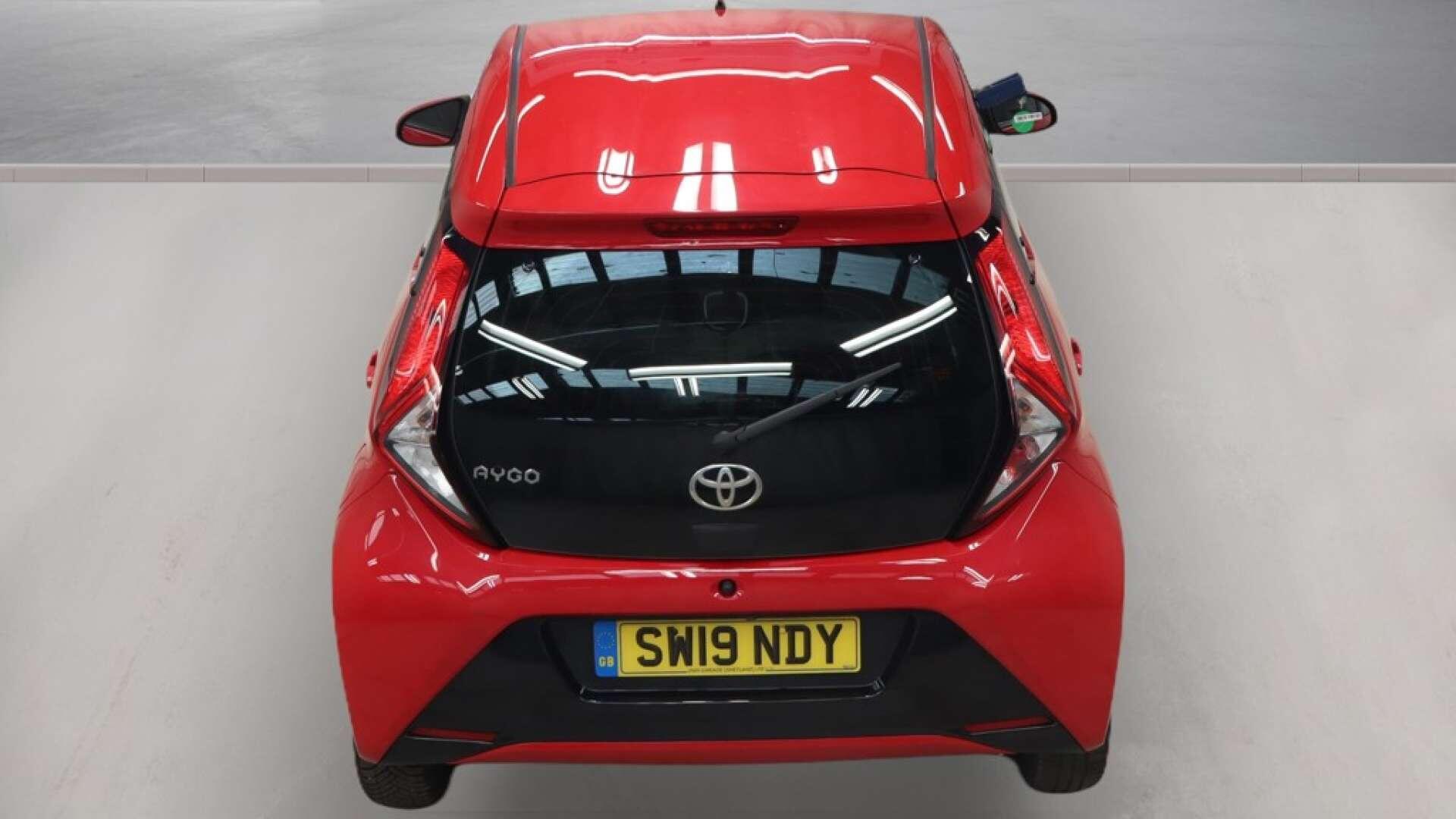 Toyota Aygo view 9