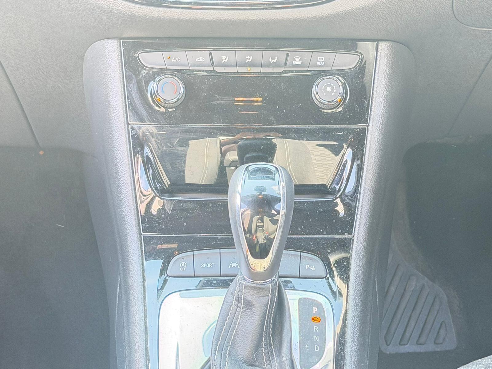 Vauxhall Astra view 14
