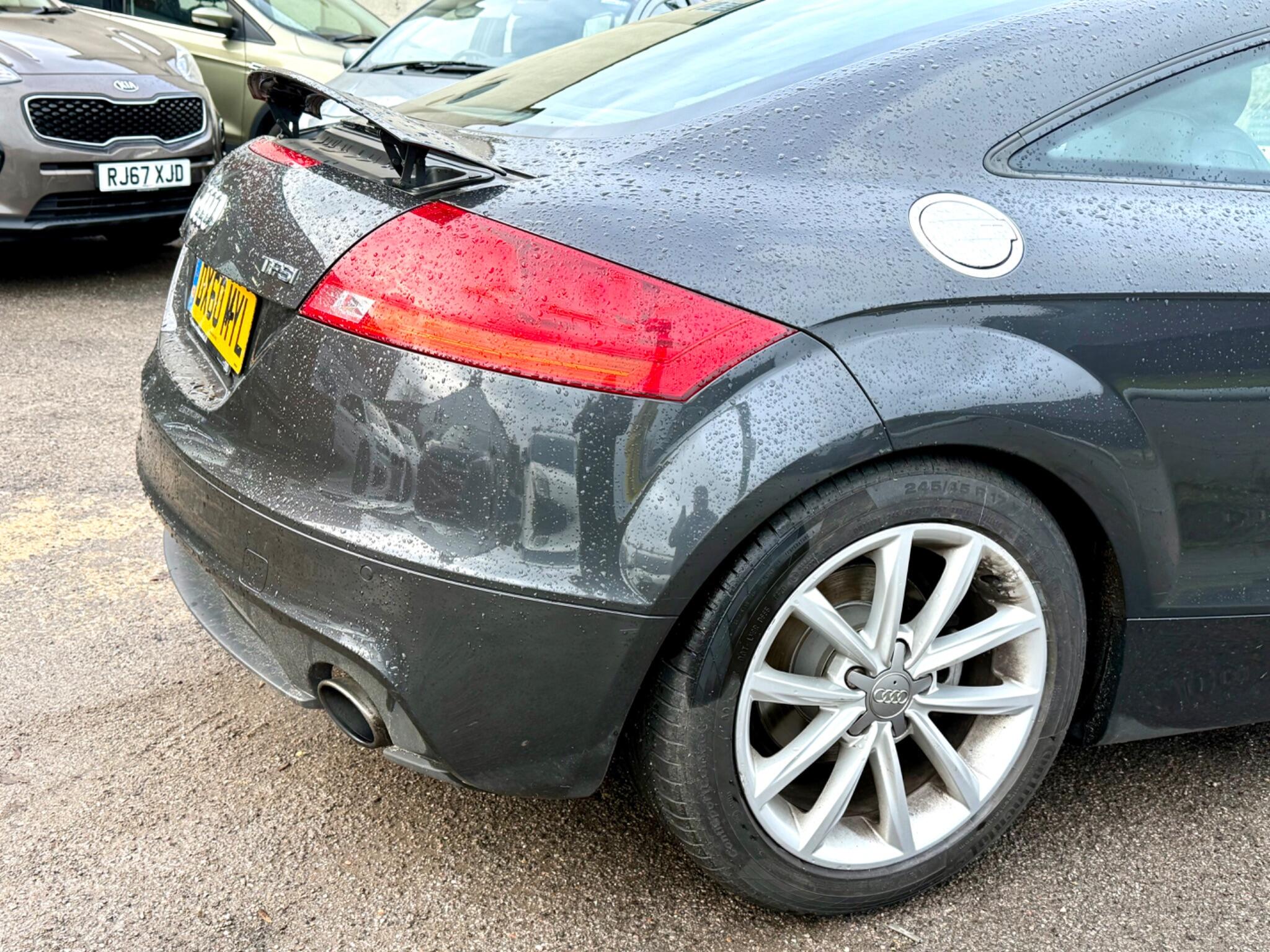 2011 Audi TT image 14