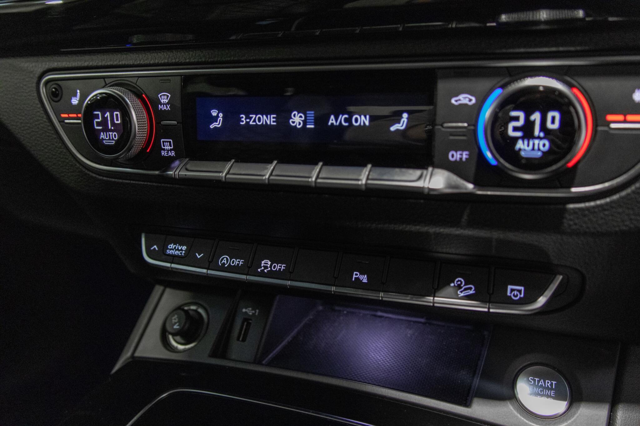 Audi Q5 view 28