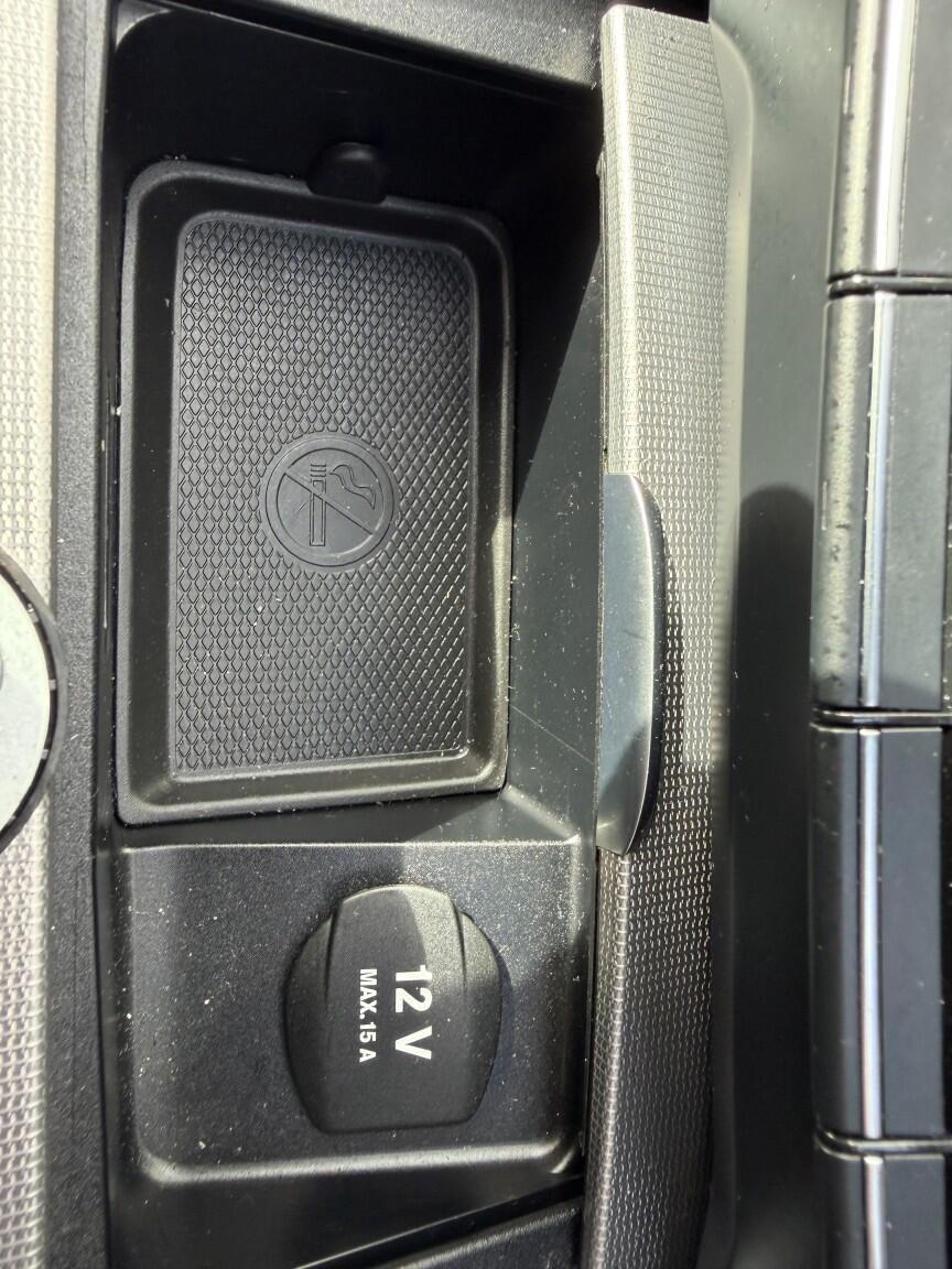 Mercedes-Benz E-Class view 43