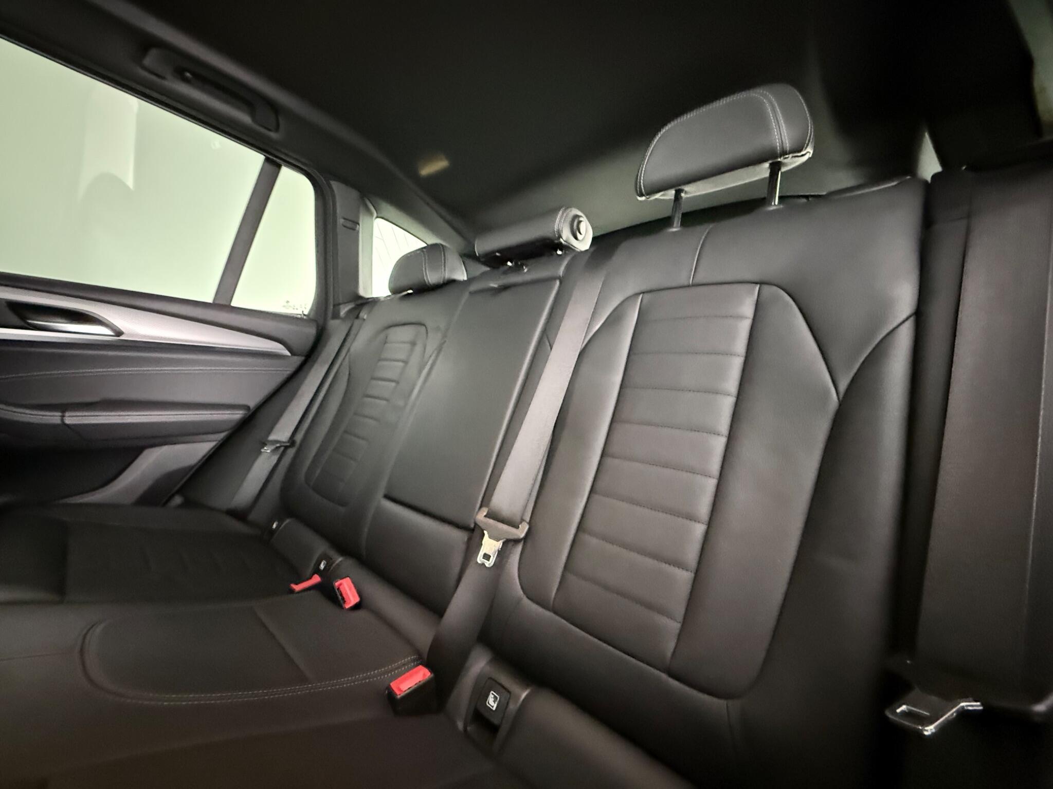 BMW X3 view 33