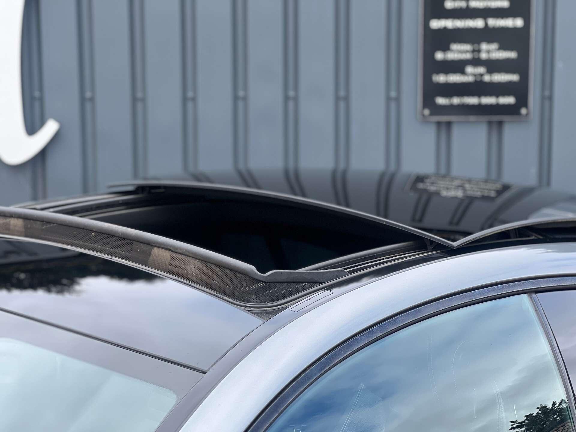 Mercedes-Benz E-Class view 67