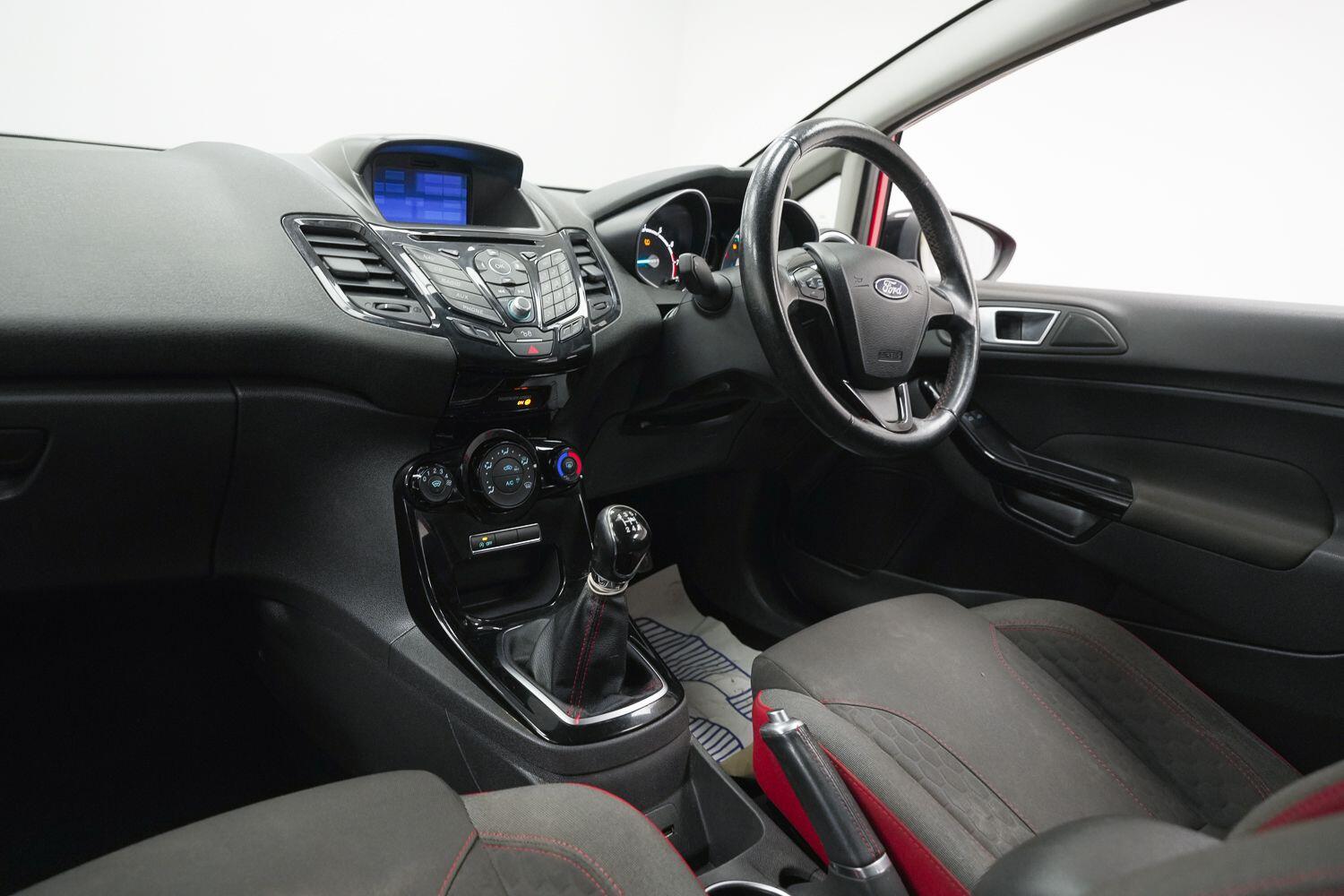 Ford Fiesta view 7