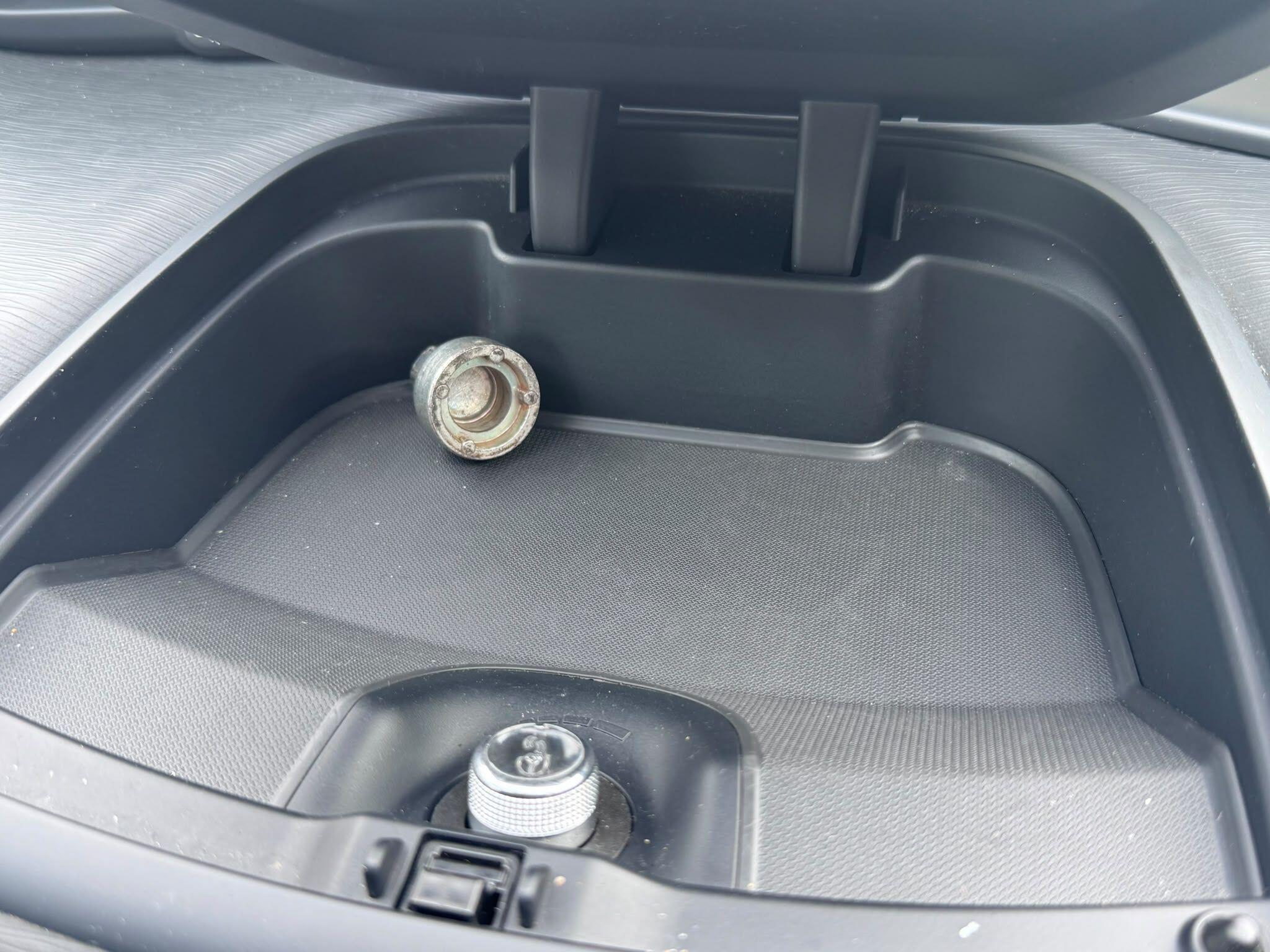 Citroen C3 Picasso view 45