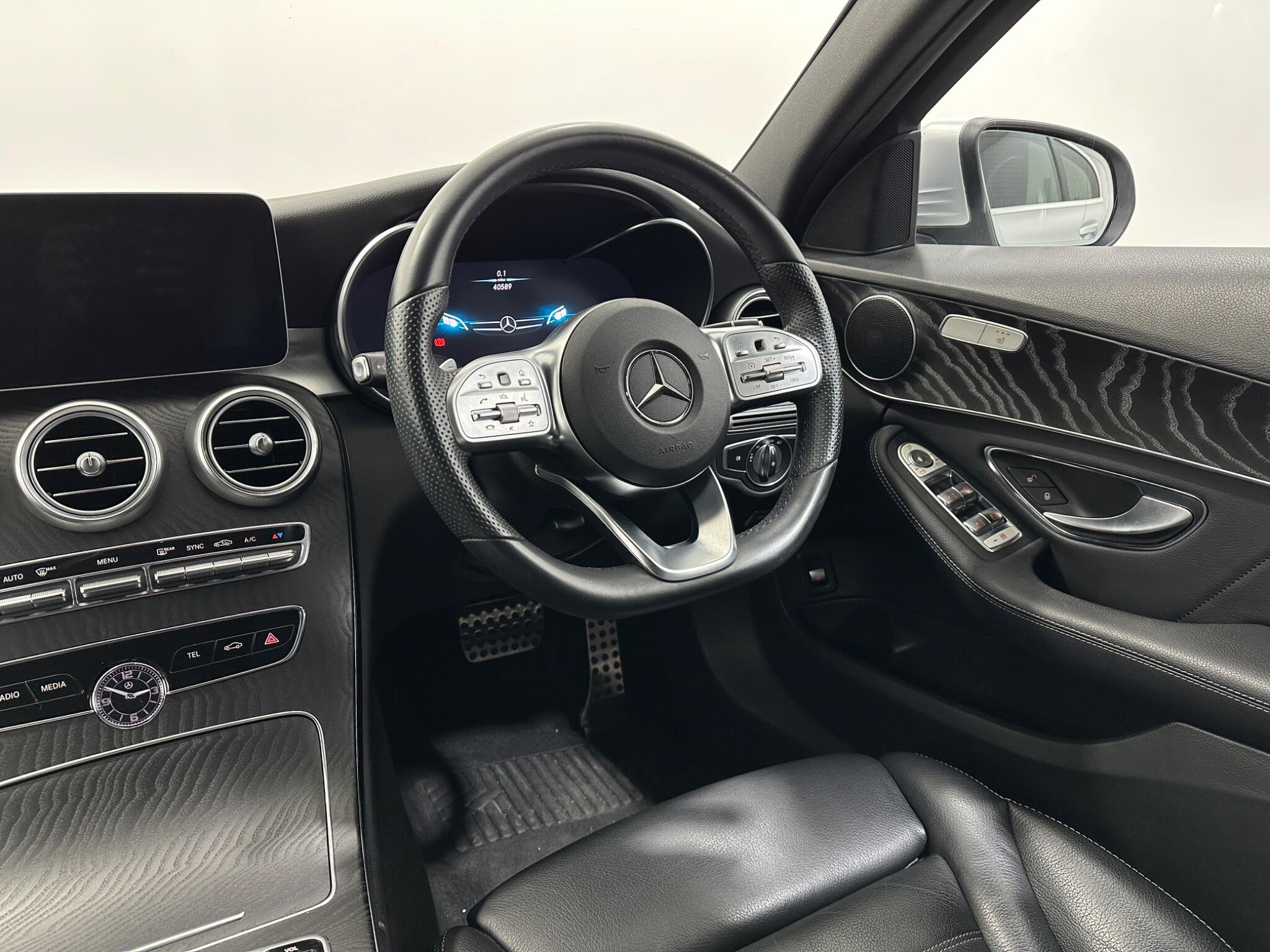 Mercedes-Benz C-Class view 12