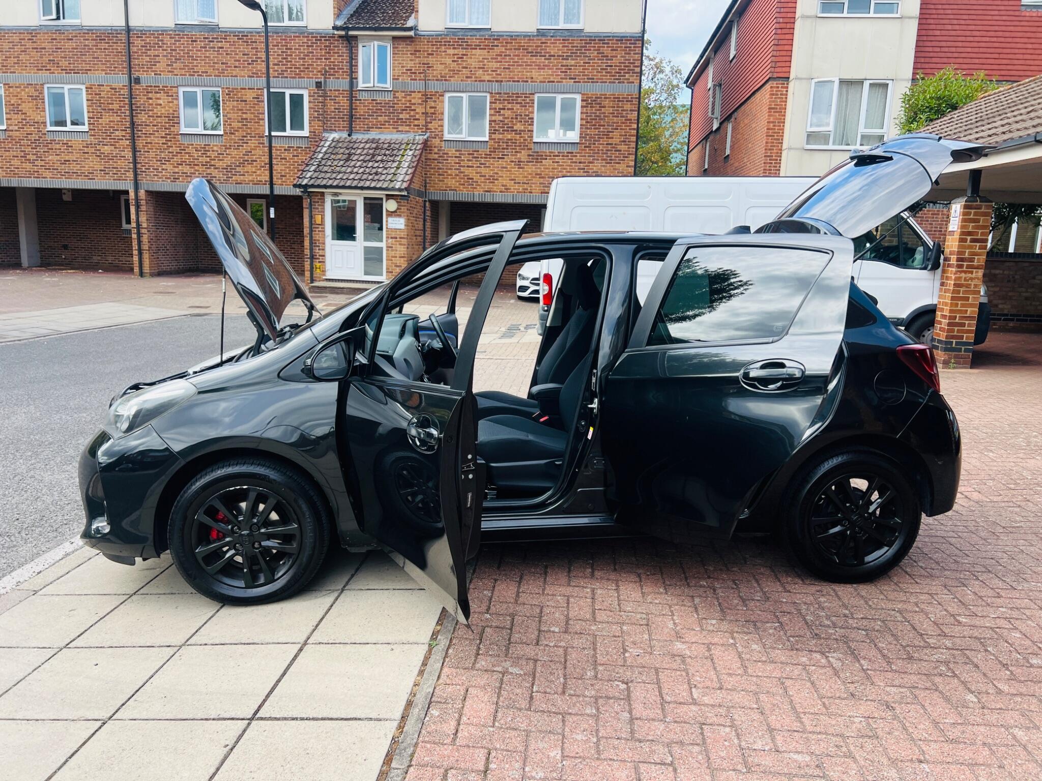 Toyota Yaris view 19