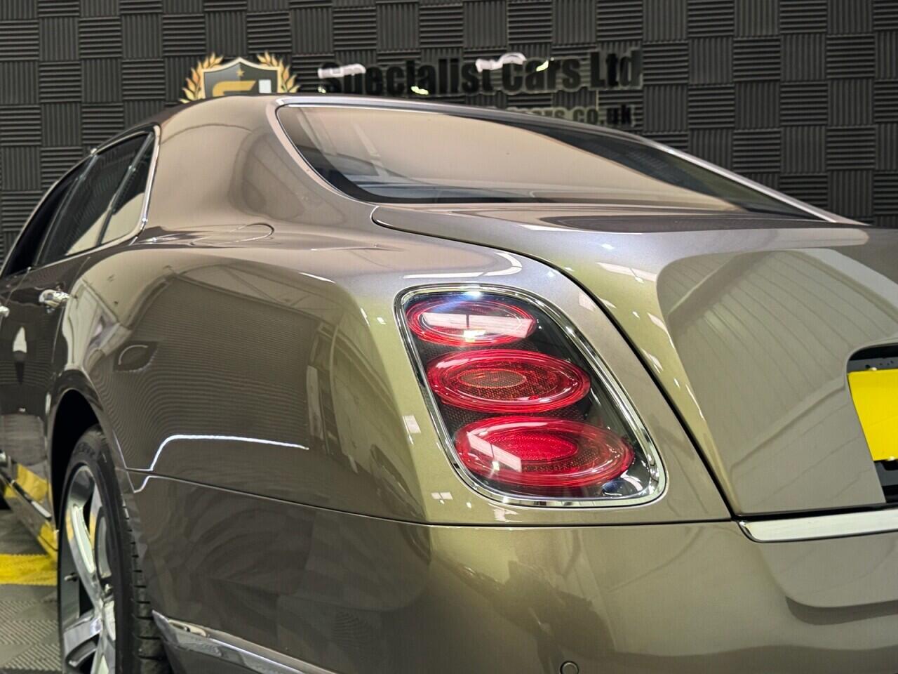 Bentley Mulsanne view 6