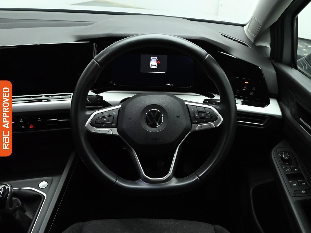 Volkswagen Golf view 9