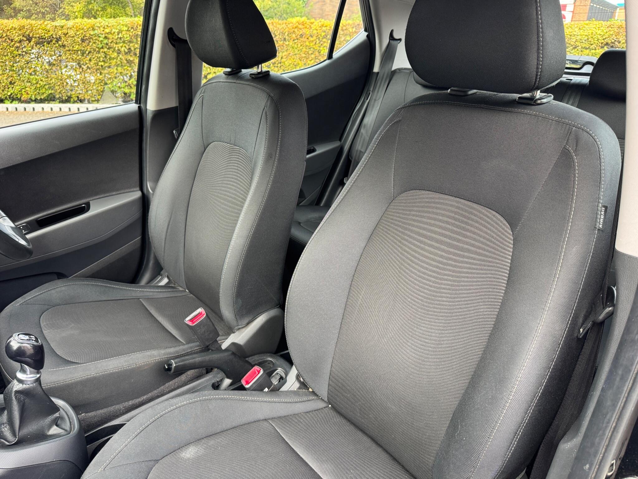 Hyundai I10 view 43