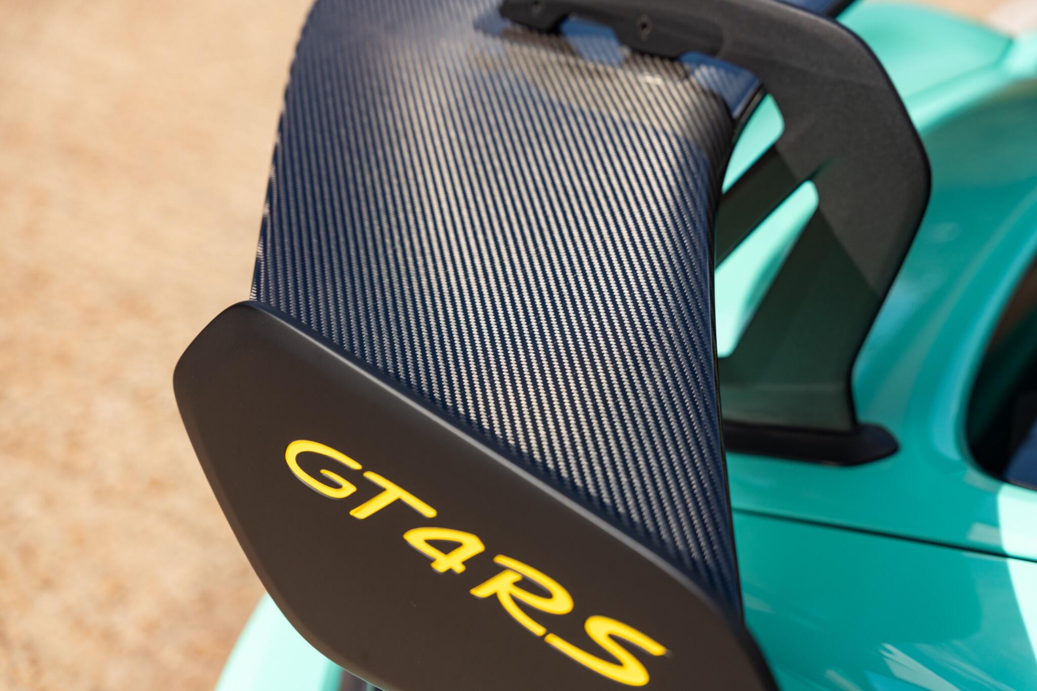 Porsche Cayman view 39