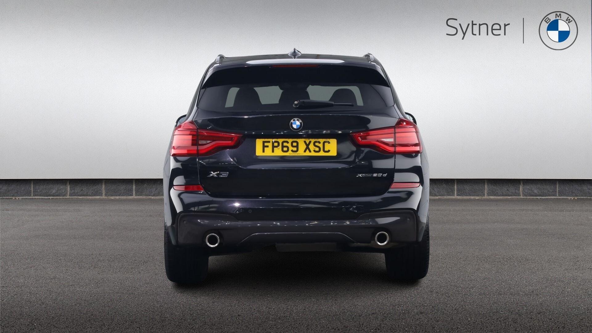 BMW X3 view 15
