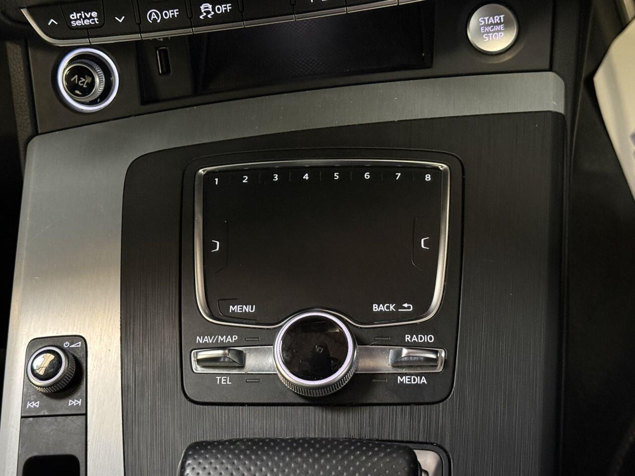Audi Q5 view 55