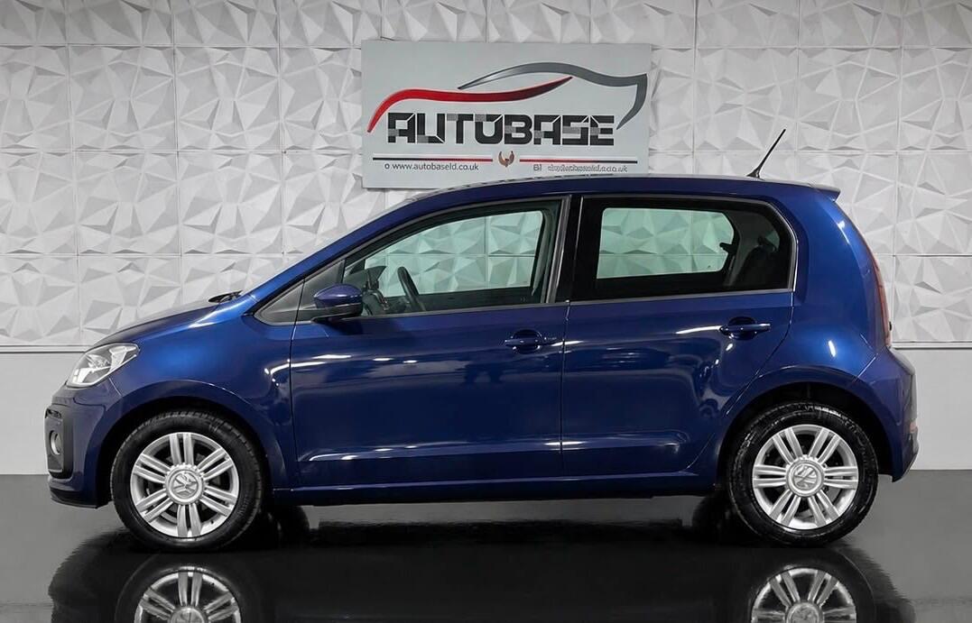 Volkswagen Up! view 9