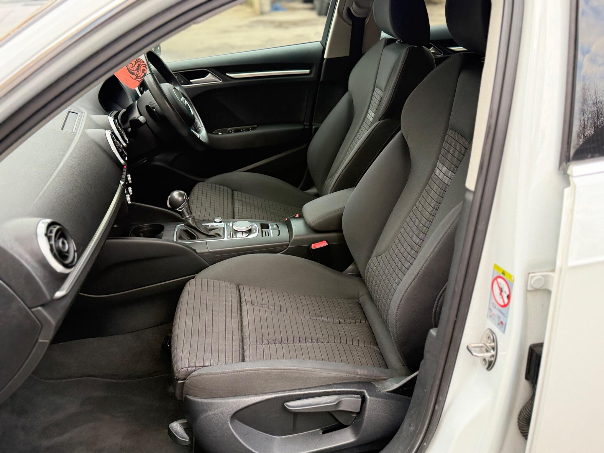 2014 Audi A3 1.4 TFSI Sport Sportback S Tronic Euro 5 (s/s) 5dr image 21