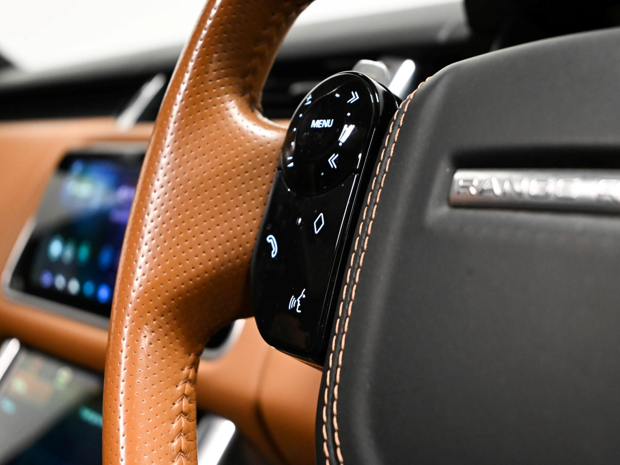 Land Rover Range Rover Sport view 19