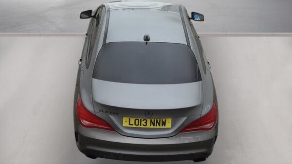 Mercedes-Benz Cla view 10