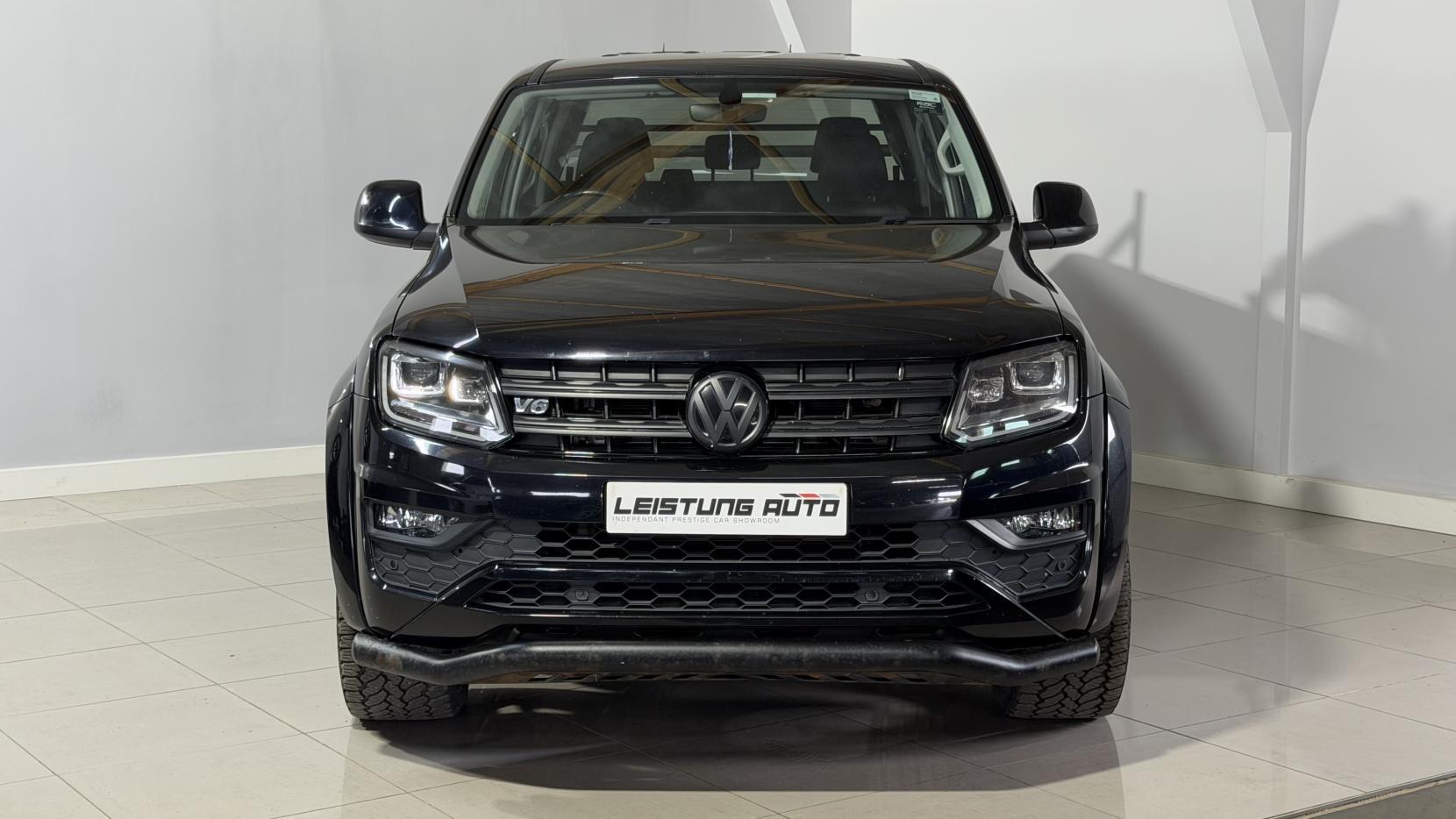 Volkswagen Amarok view 3