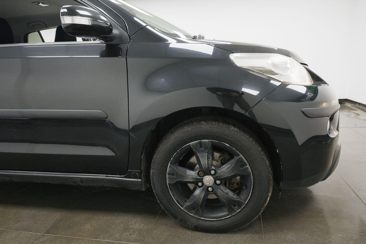 Toyota Urban Cruiser view 5