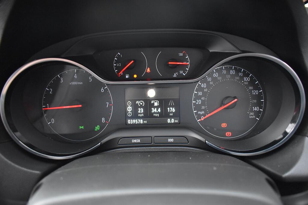Vauxhall Grandland X view 52