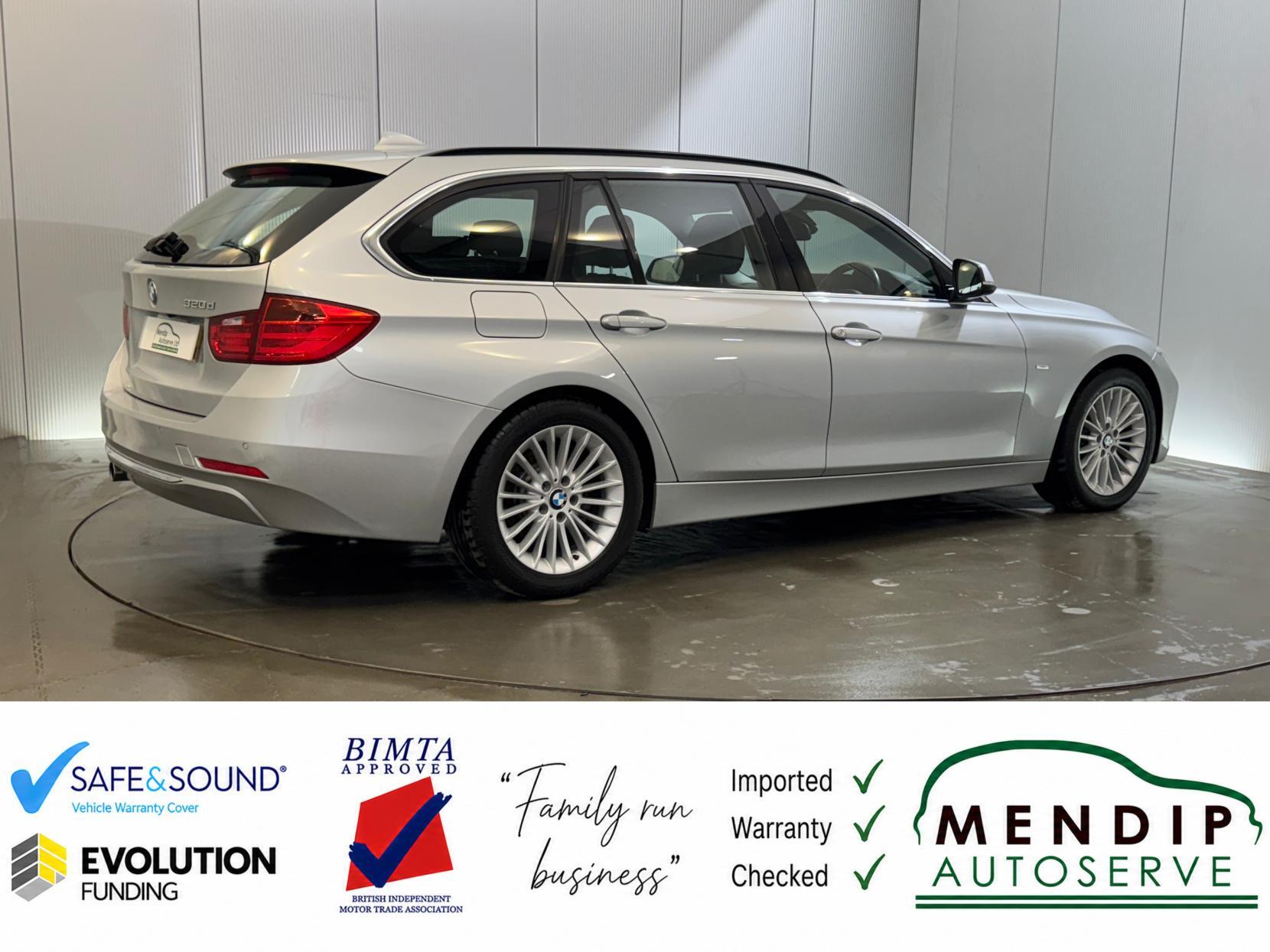 BMW 3 Series view 28