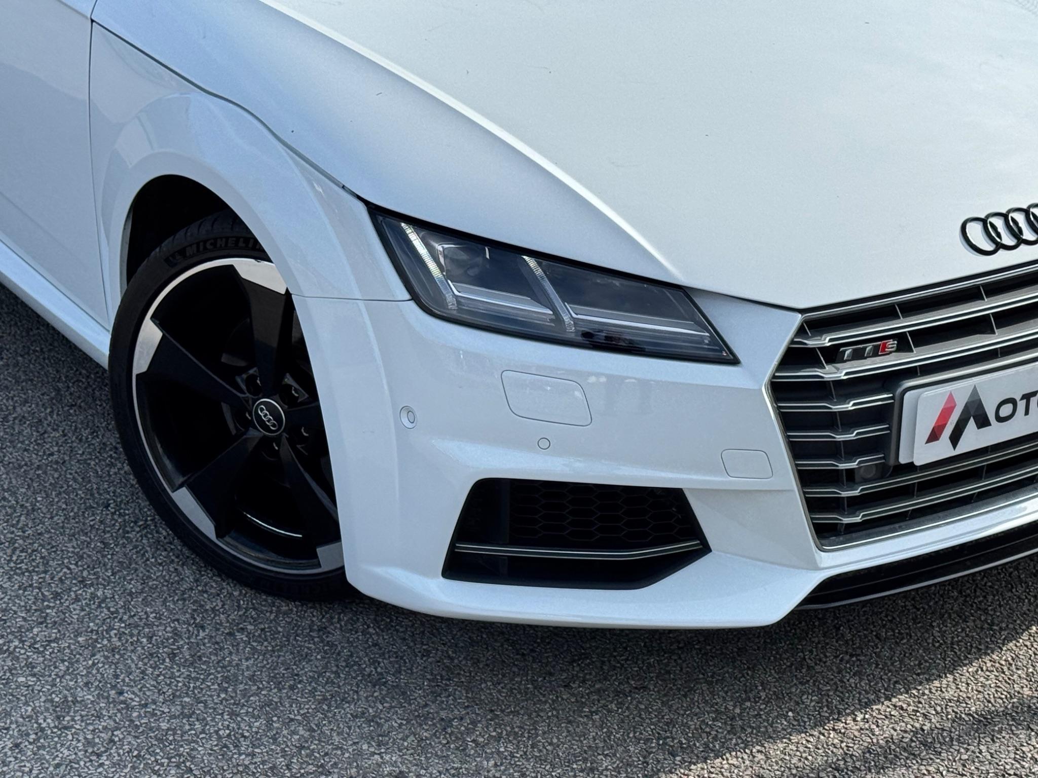 Audi TT view 43