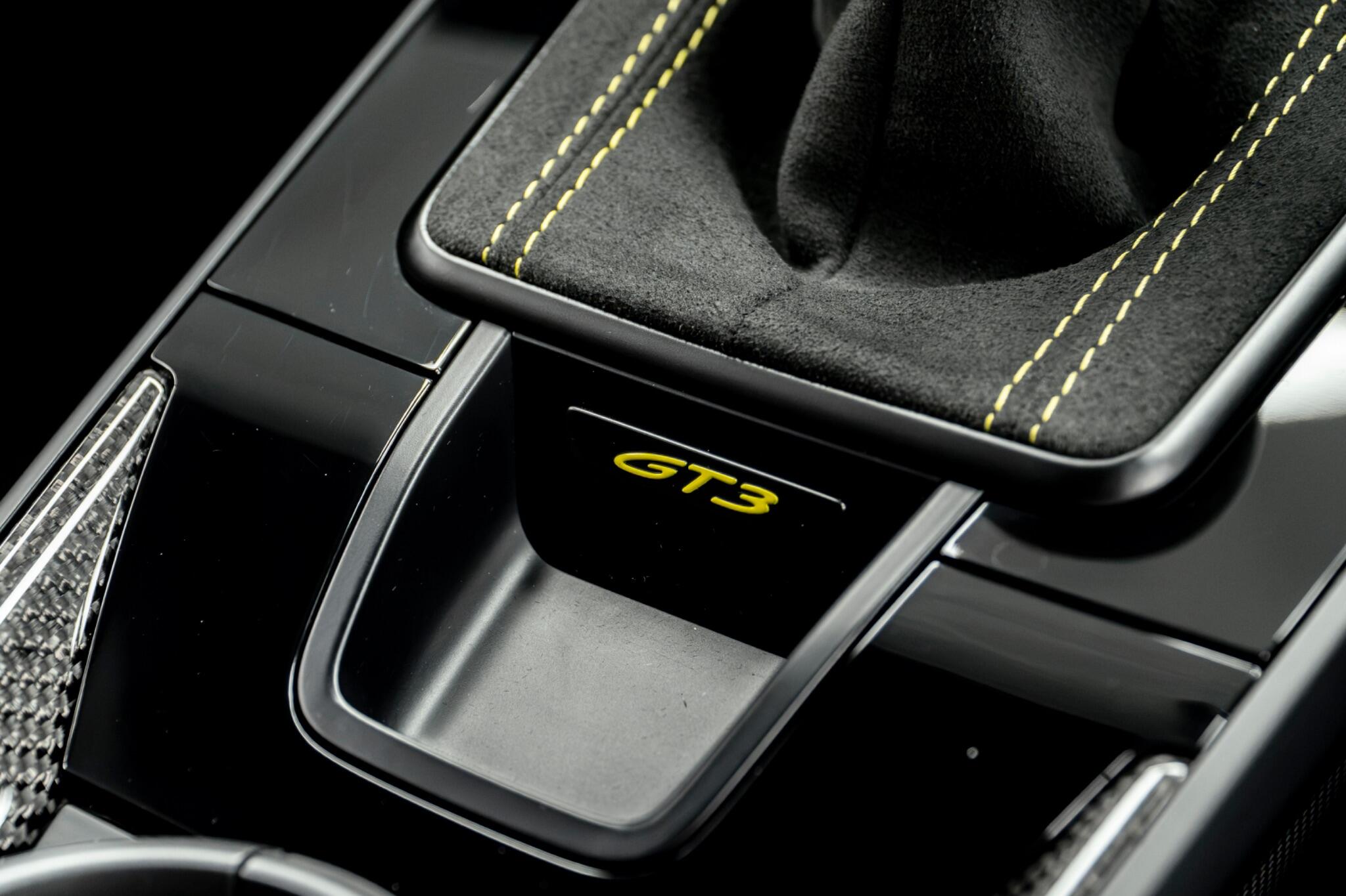 Porsche 911 view 46