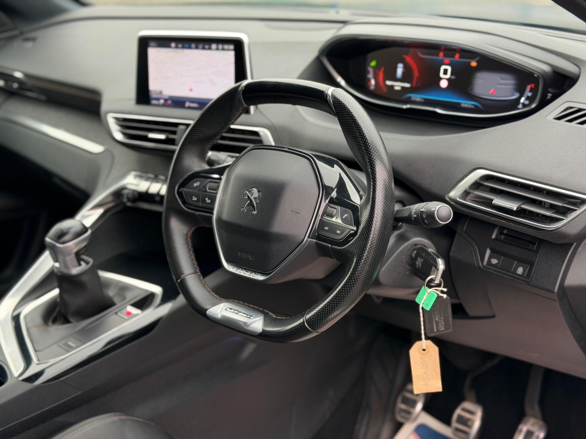 Peugeot 5008 view 13