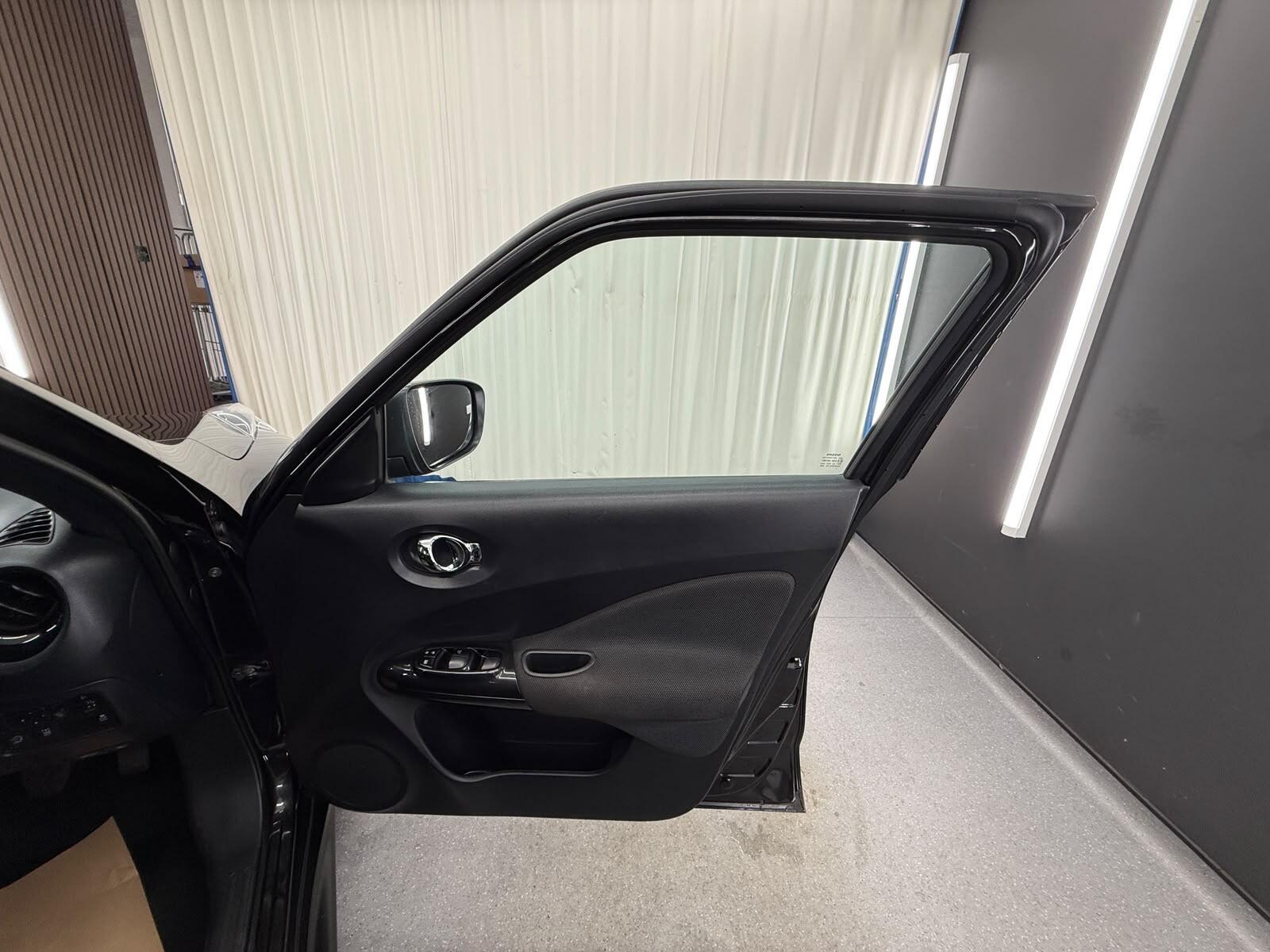 Nissan Juke view 15