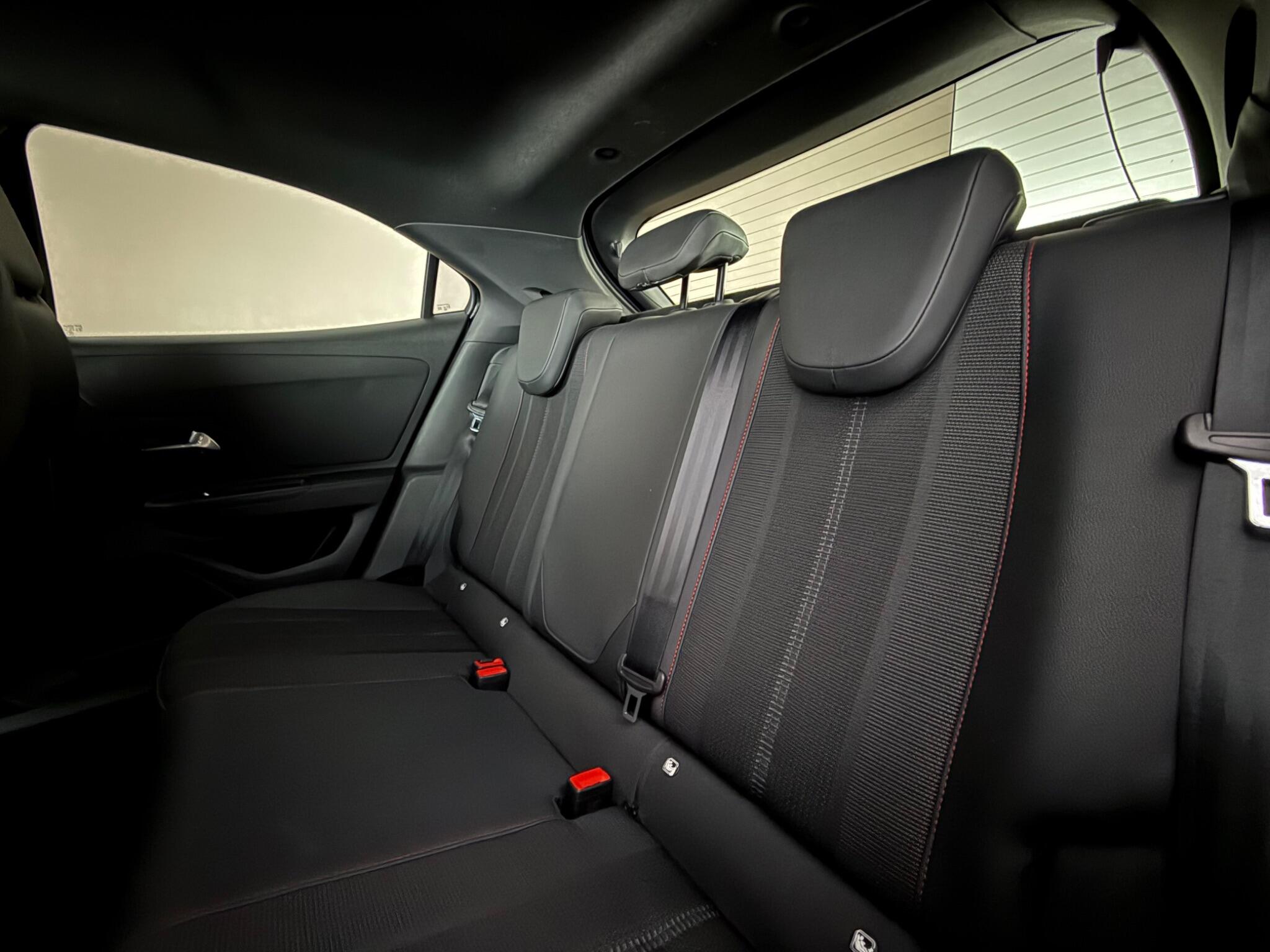 Vauxhall Mokka view 30