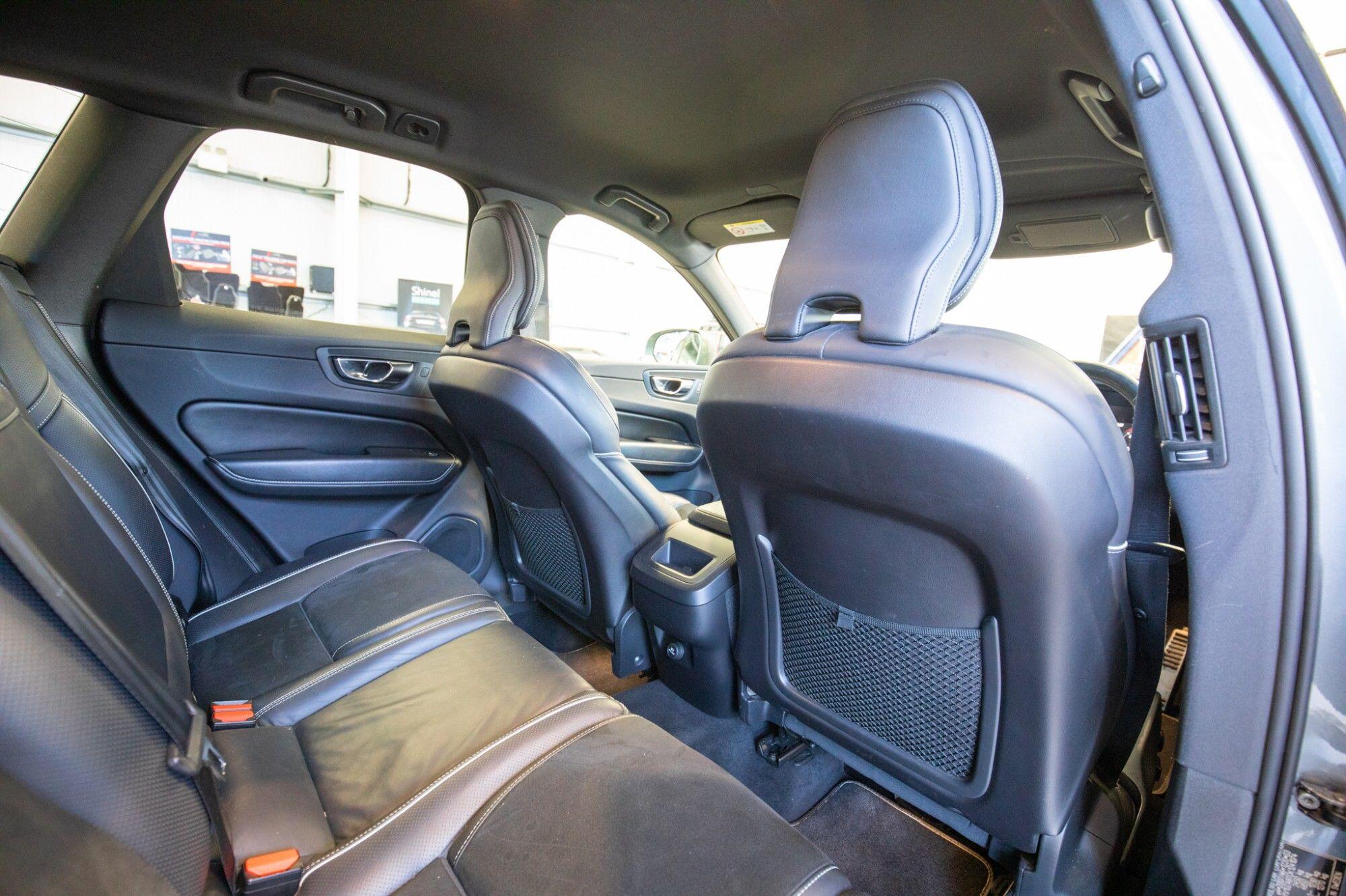 Volvo XC60 view 14