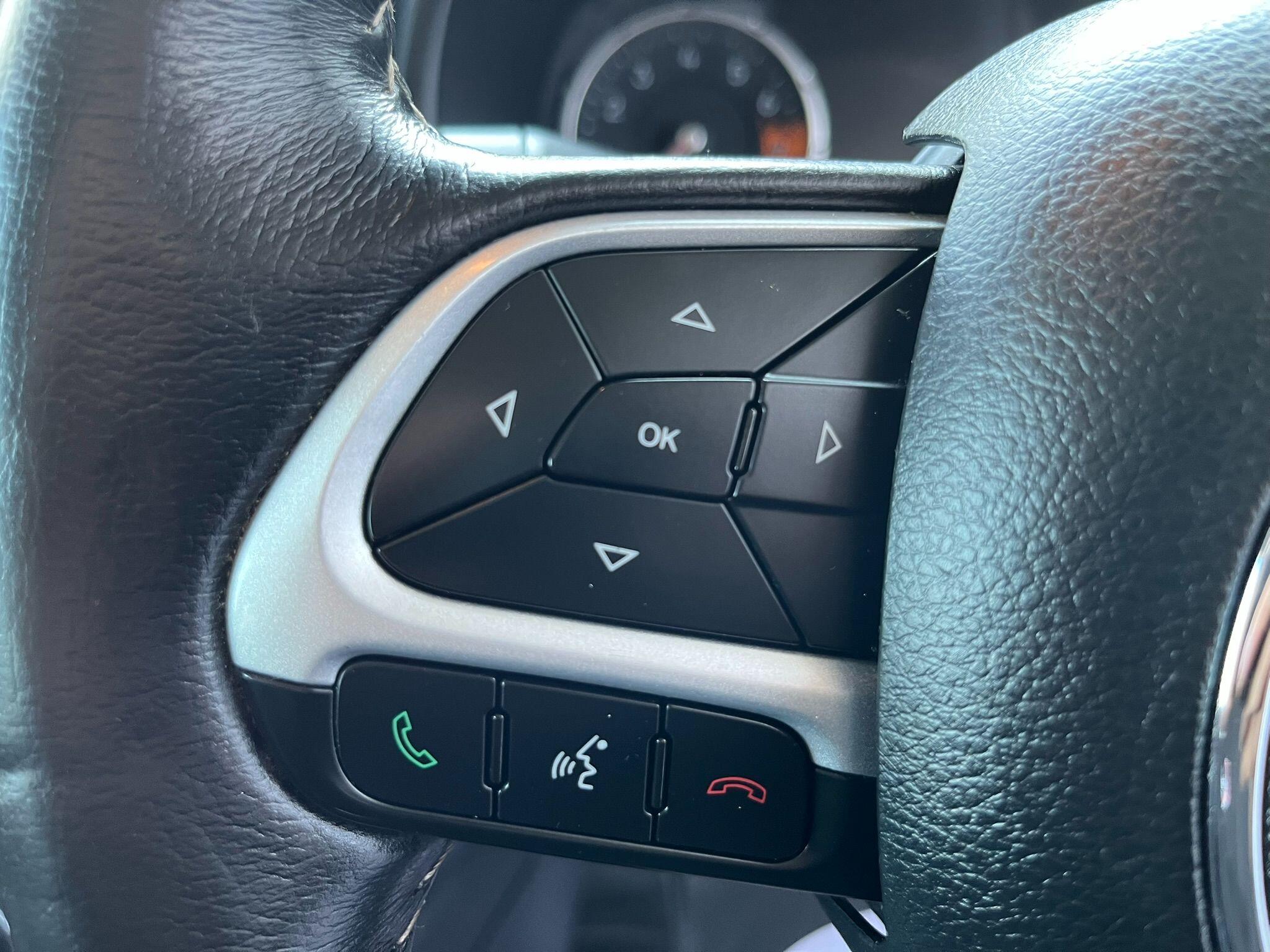 Jeep Renegade view 17