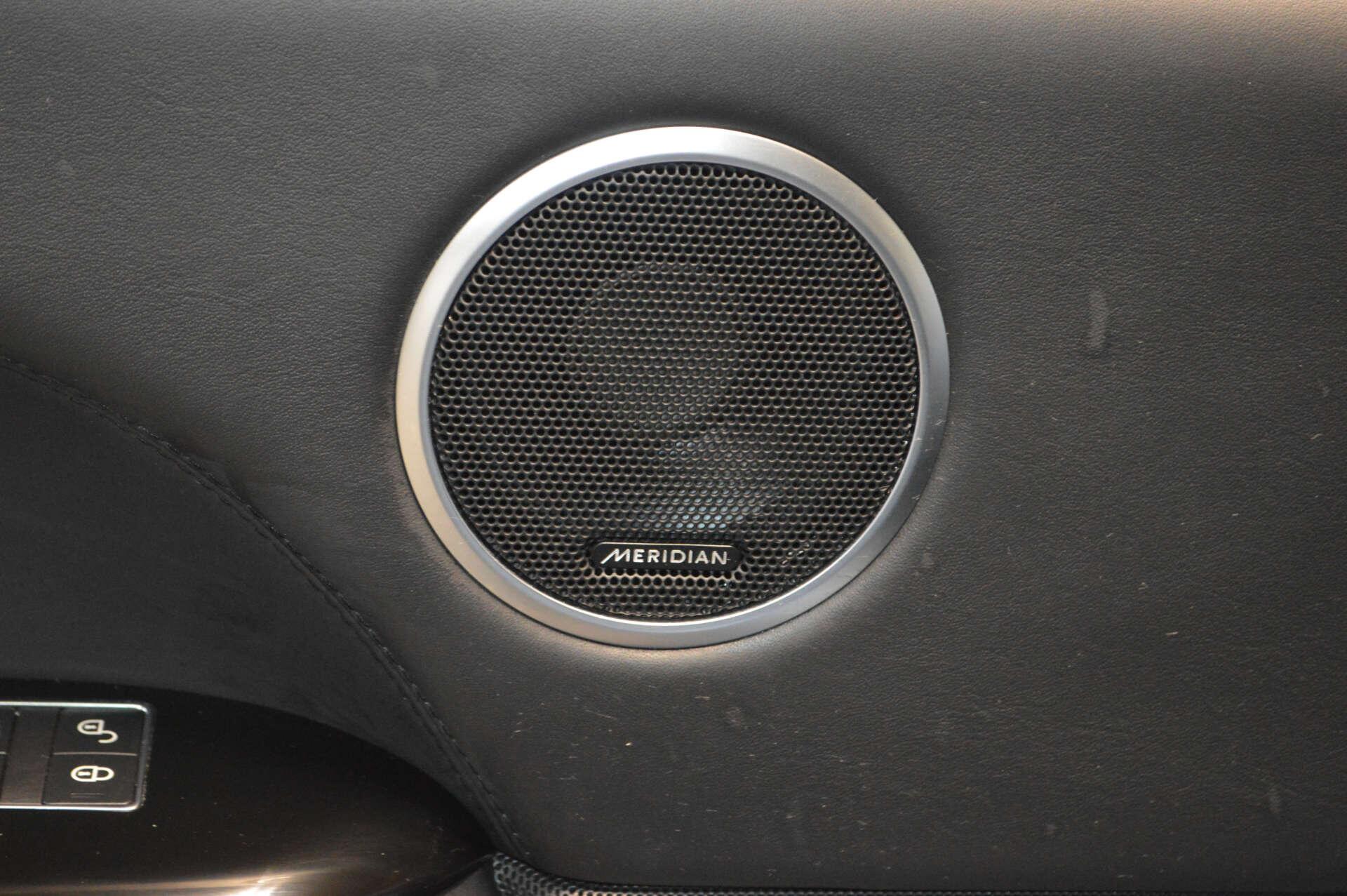 Land Rover Range Rover Sport view 37