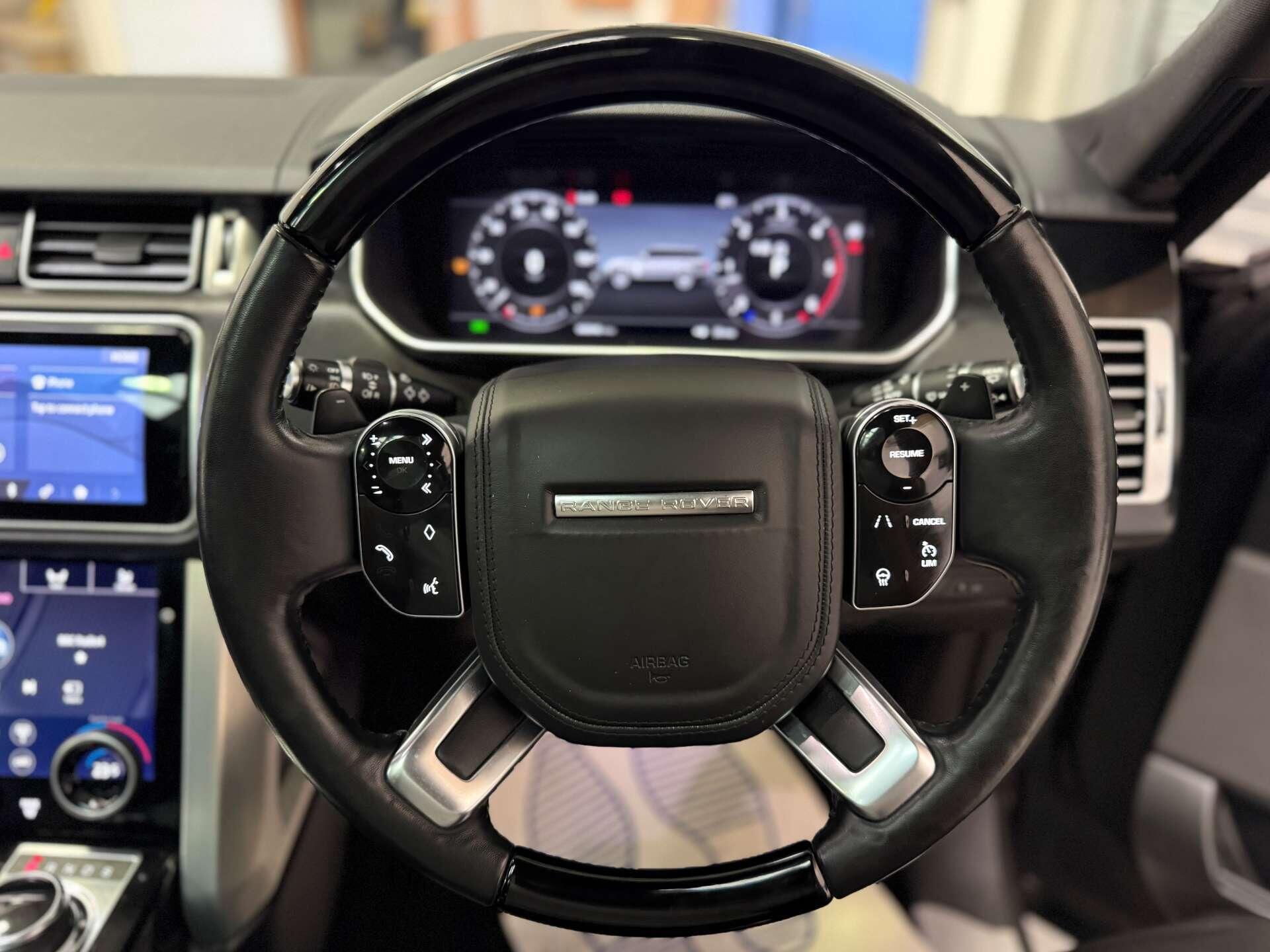 Land Rover Range Rover view 13