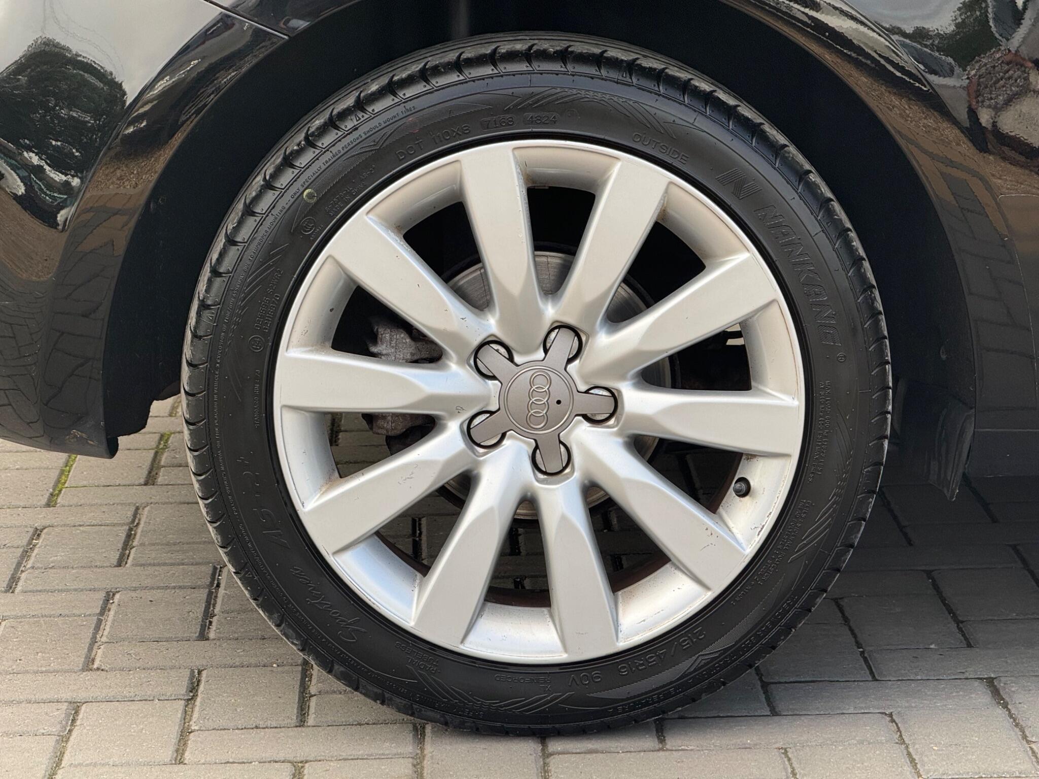 Audi A1 view 13