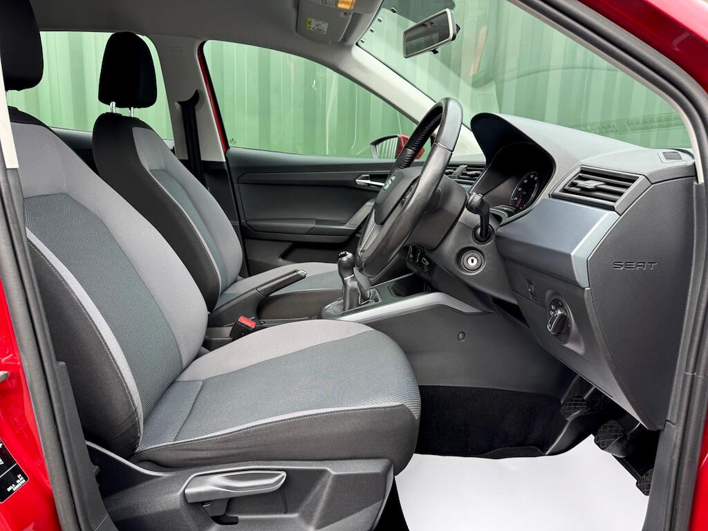 Seat Arona view 3