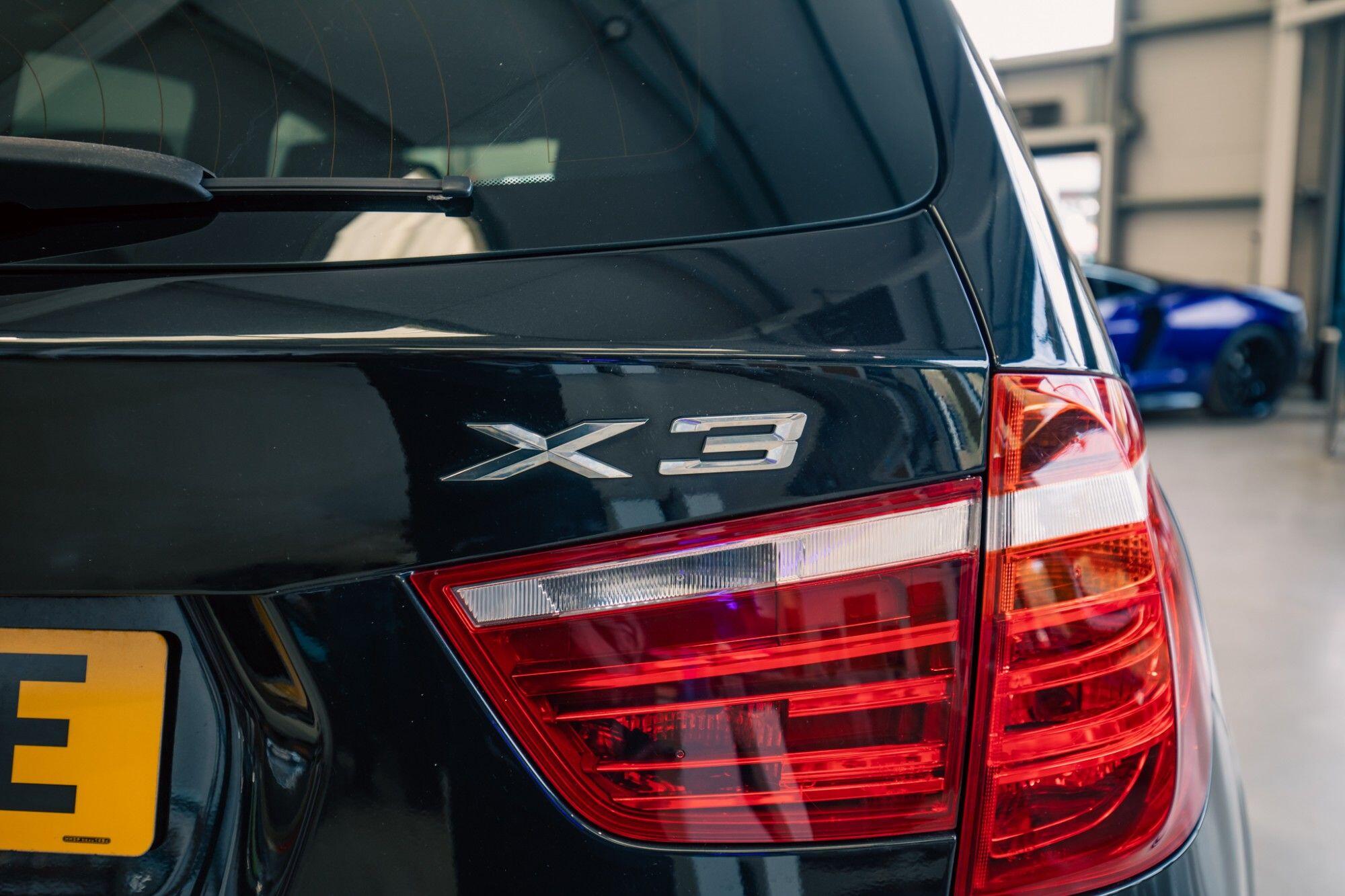 BMW X3 view 6