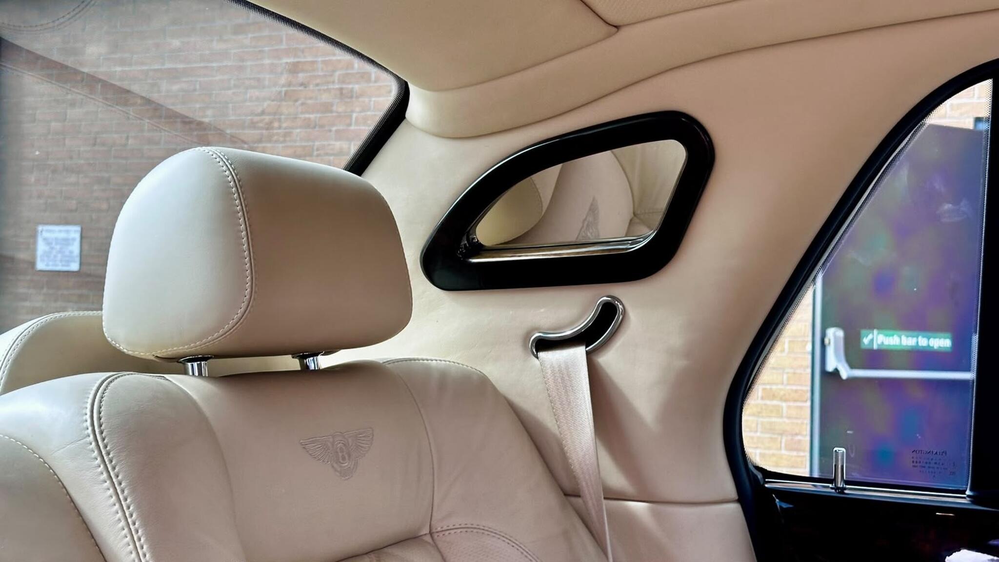Bentley Arnage view 32