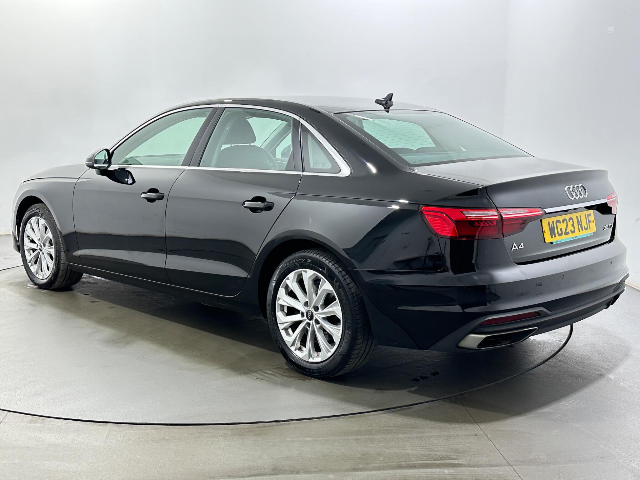 Audi A4 view 6