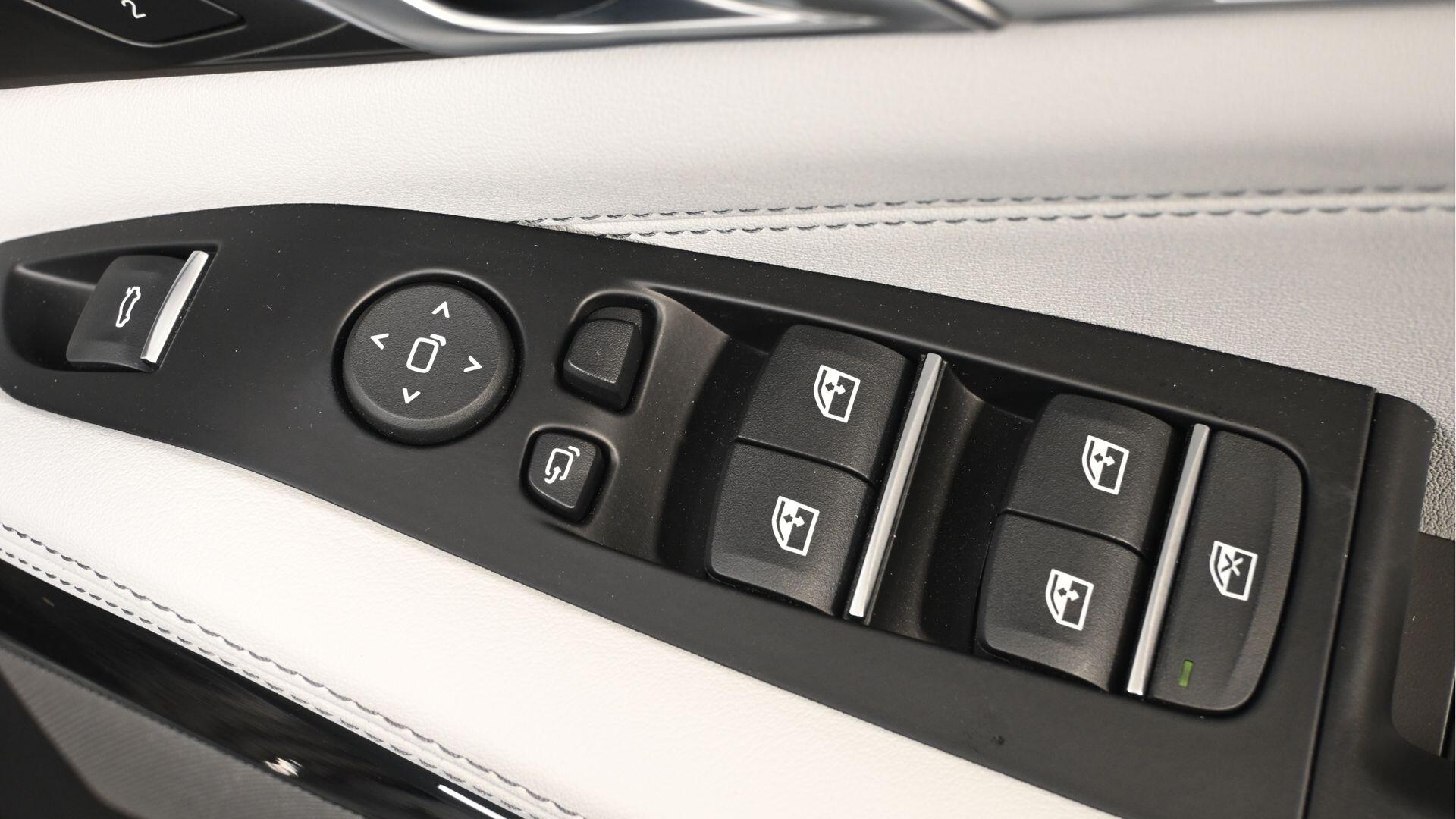 BMW X5 view 30