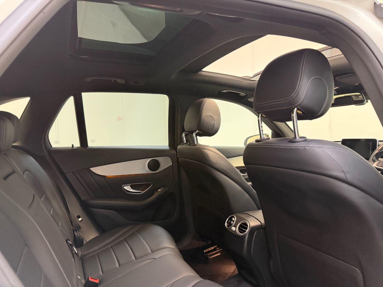 Mercedes-Benz GLC view 27