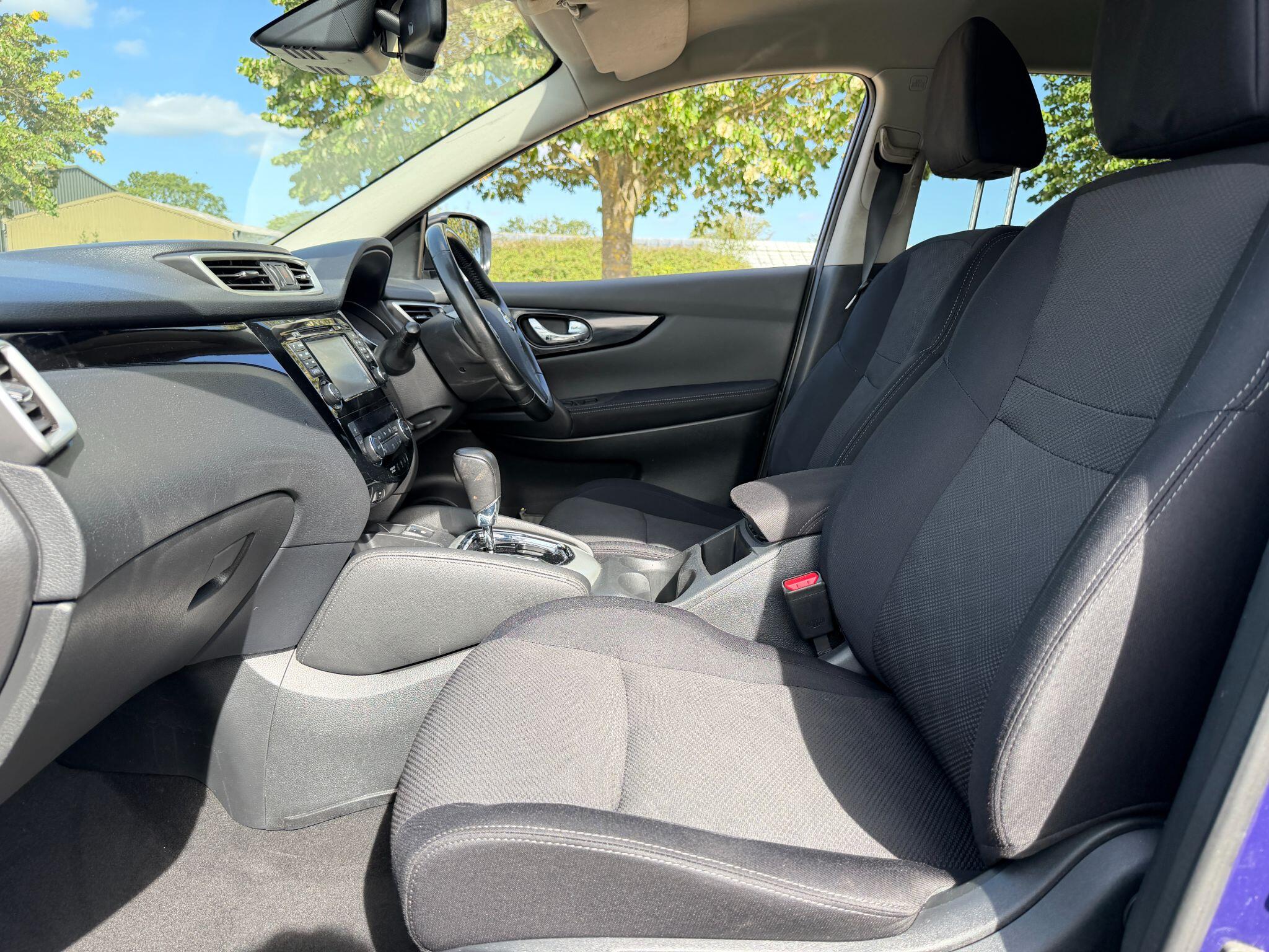Nissan Qashqai view 24