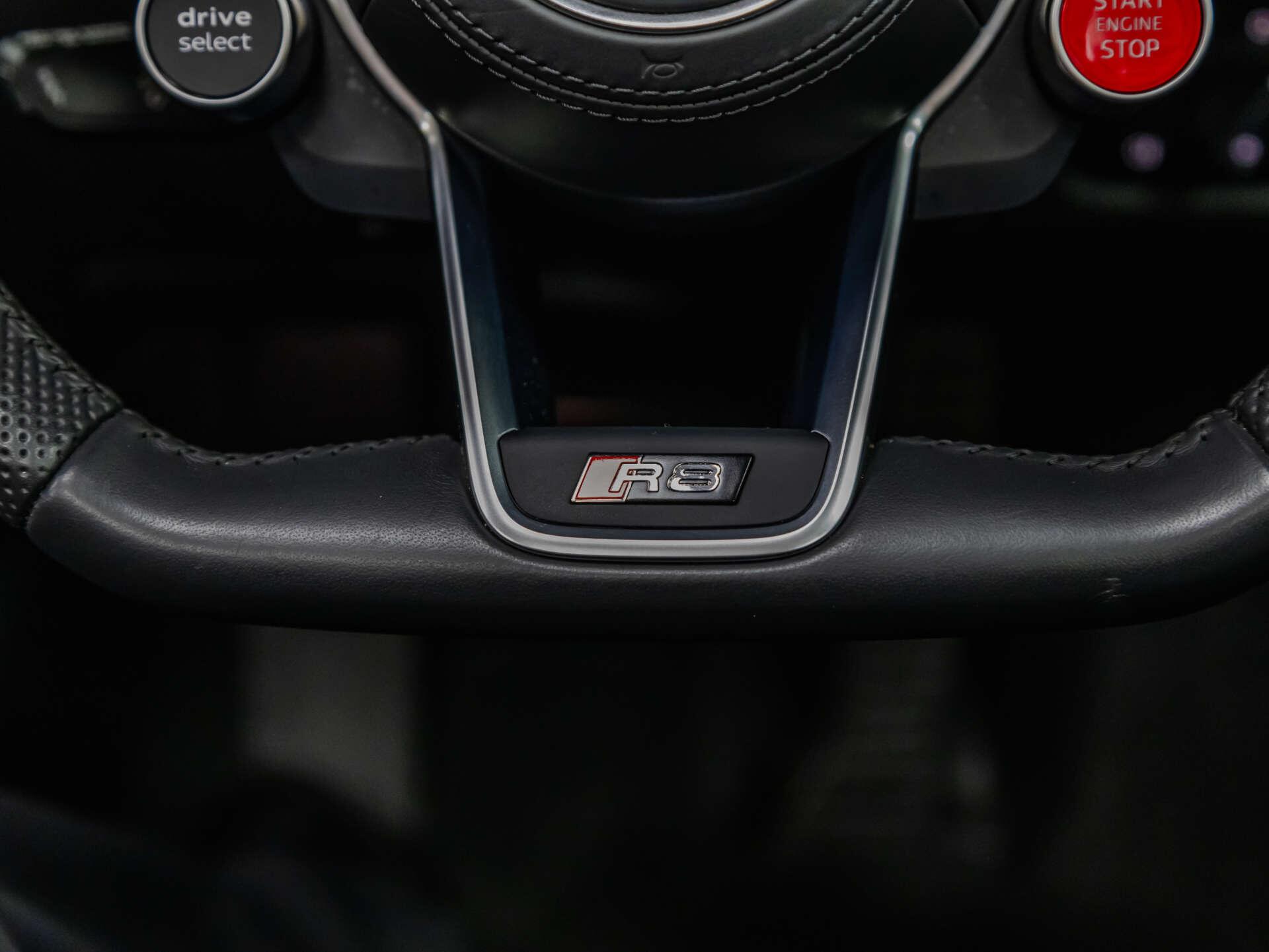 Audi R8 view 49