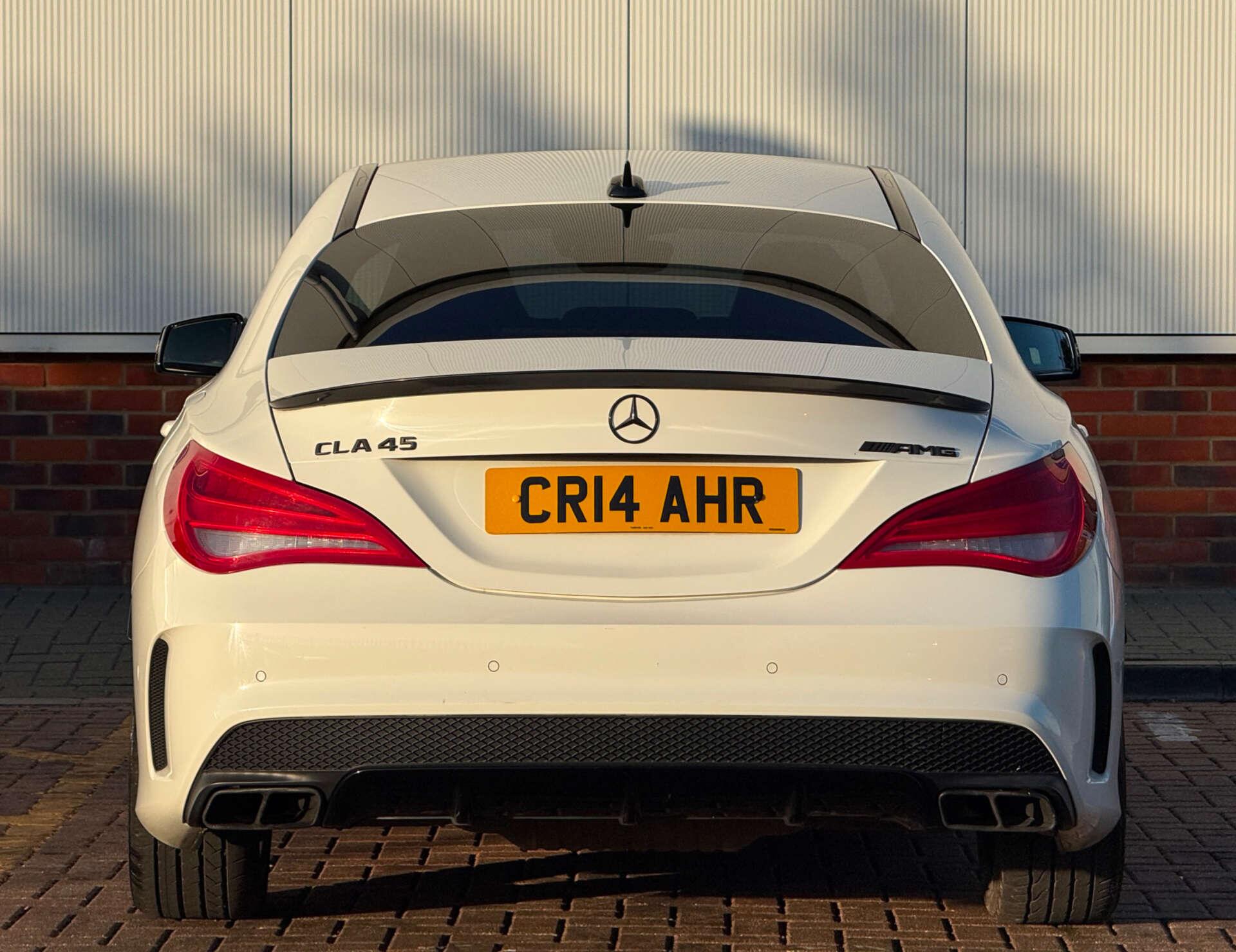 Mercedes-Benz Cla view 10